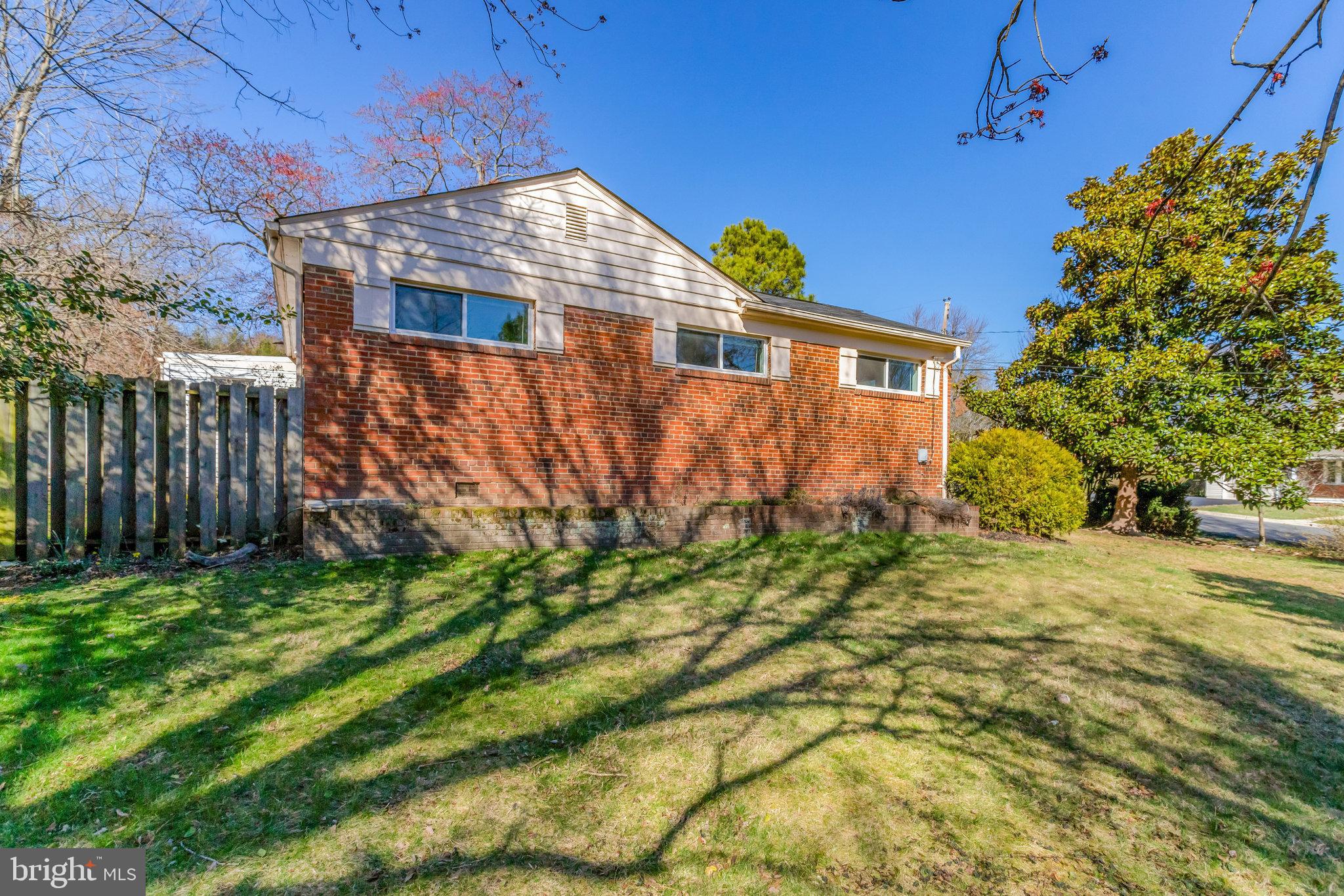 TEMPLE VIEW - Residential