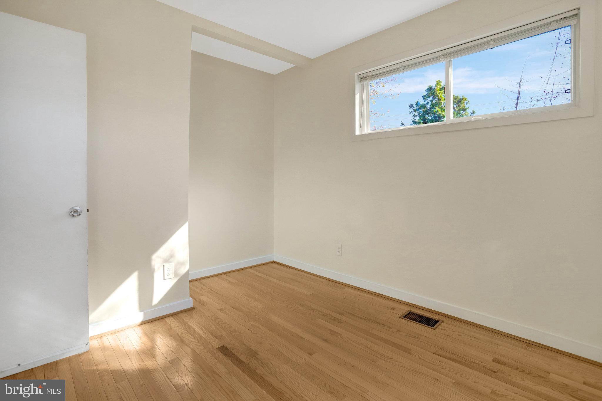 TEMPLE VIEW - Residential