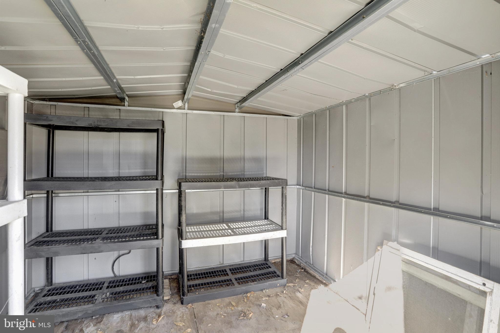 TEMPLE VIEW - Residential