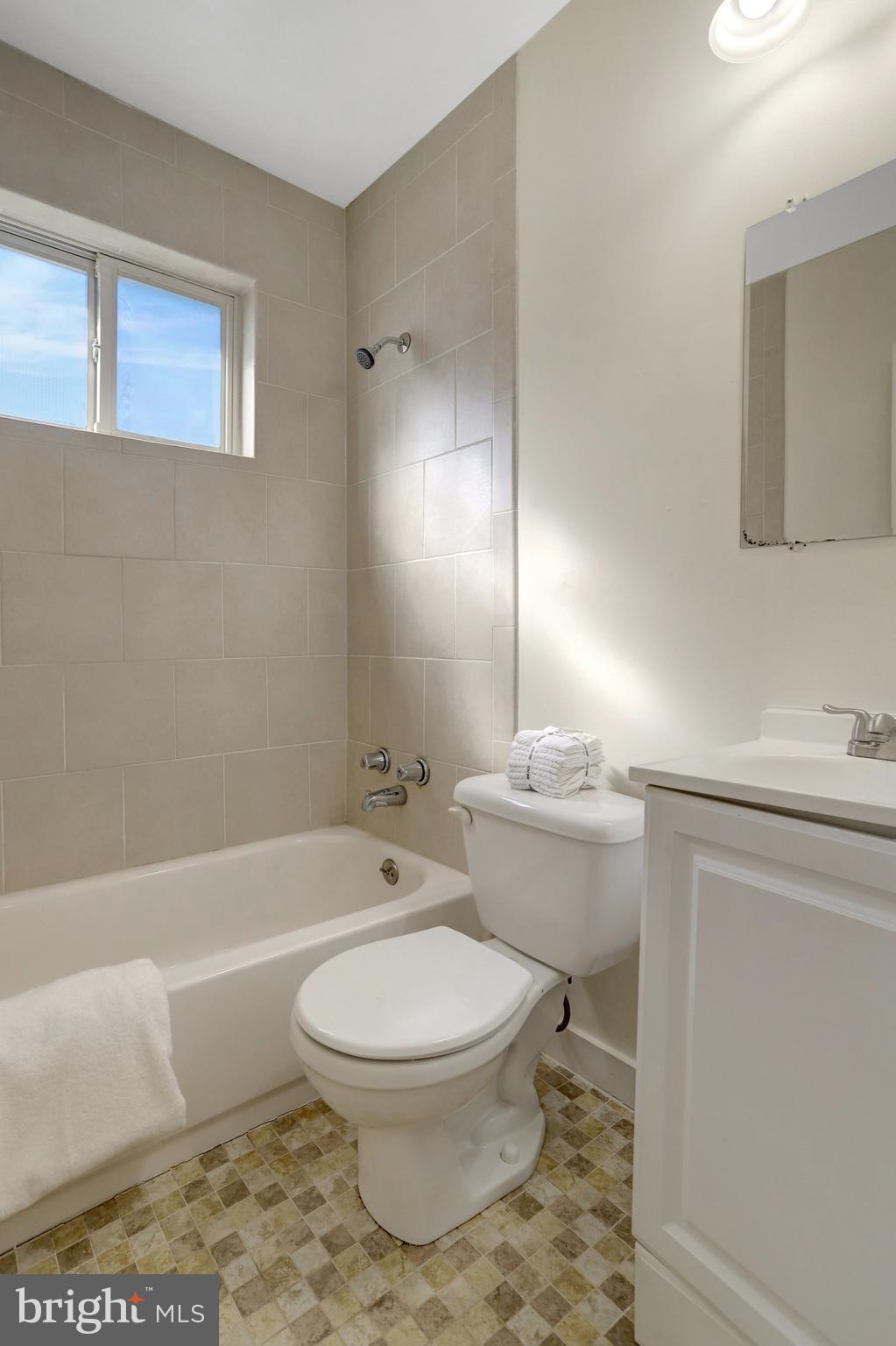 TEMPLE VIEW - Residential