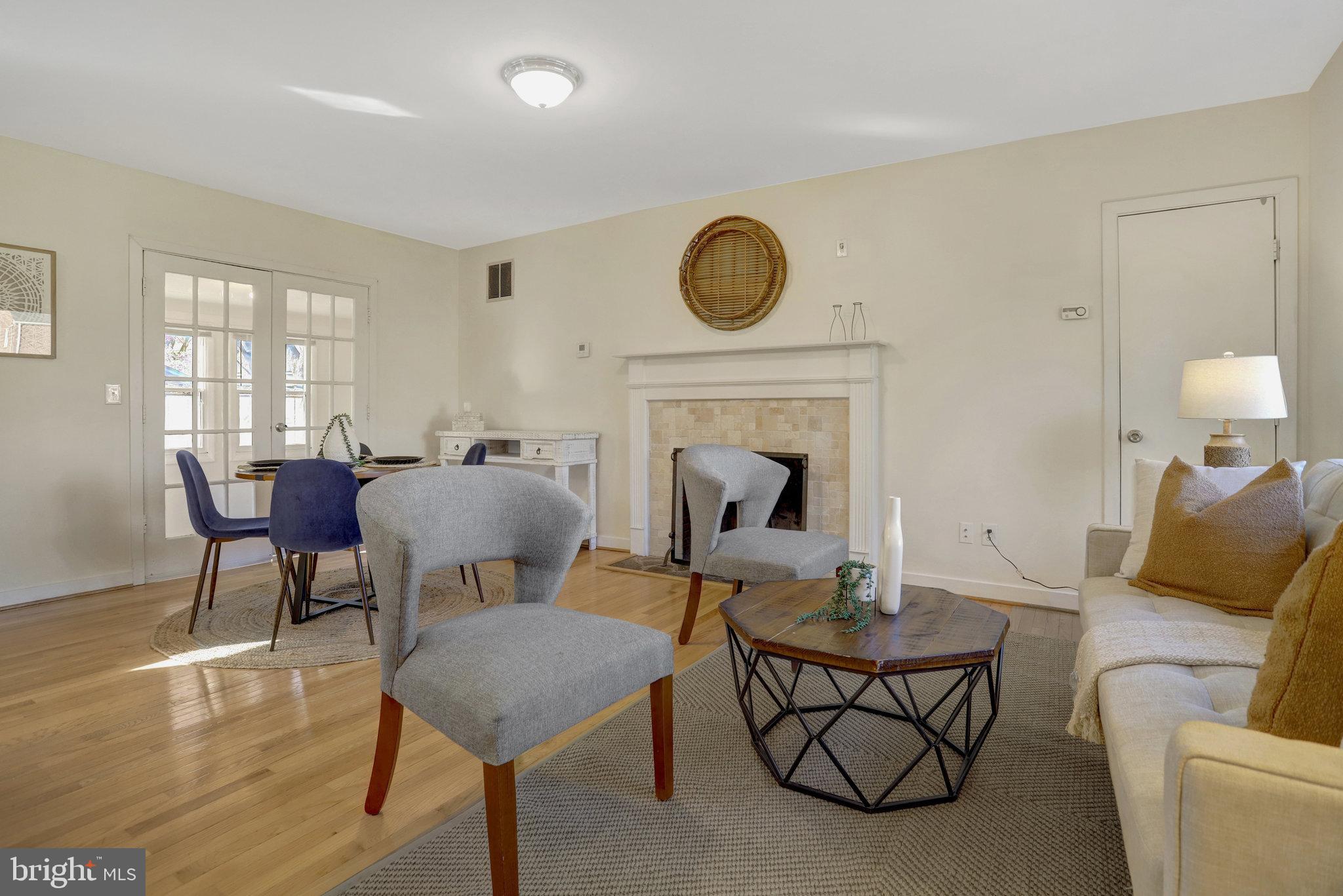 TEMPLE VIEW - Residential