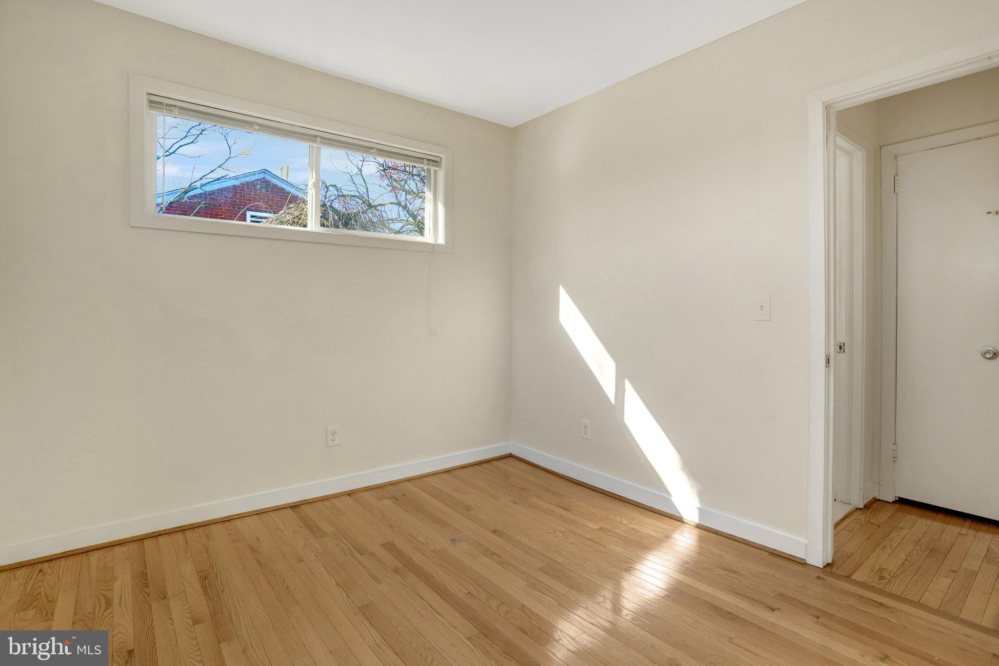 TEMPLE VIEW - Residential