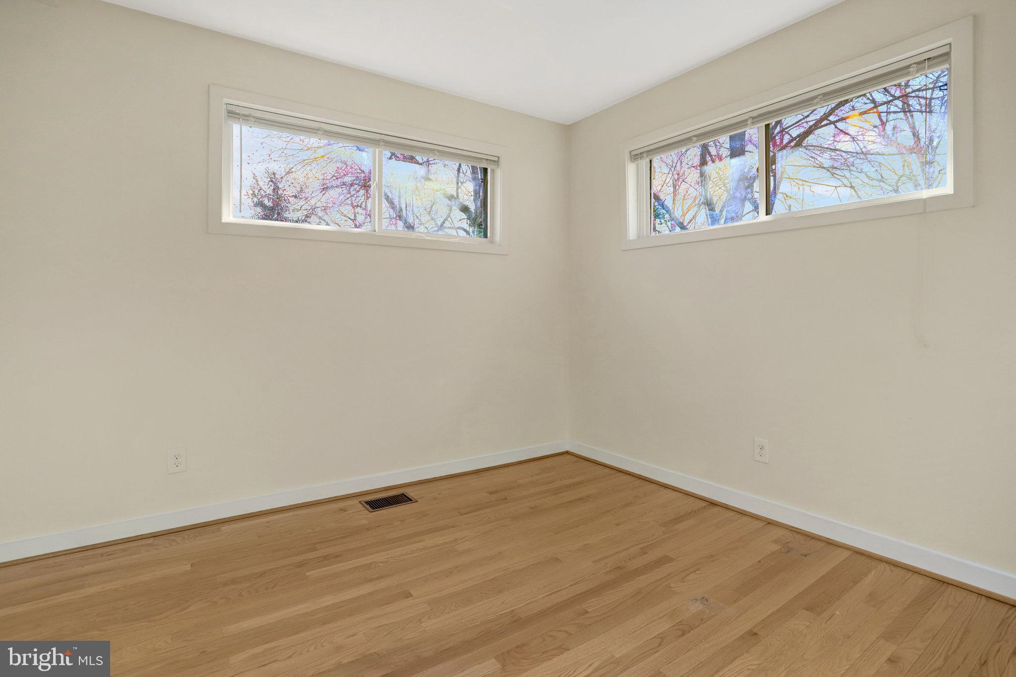 TEMPLE VIEW - Residential