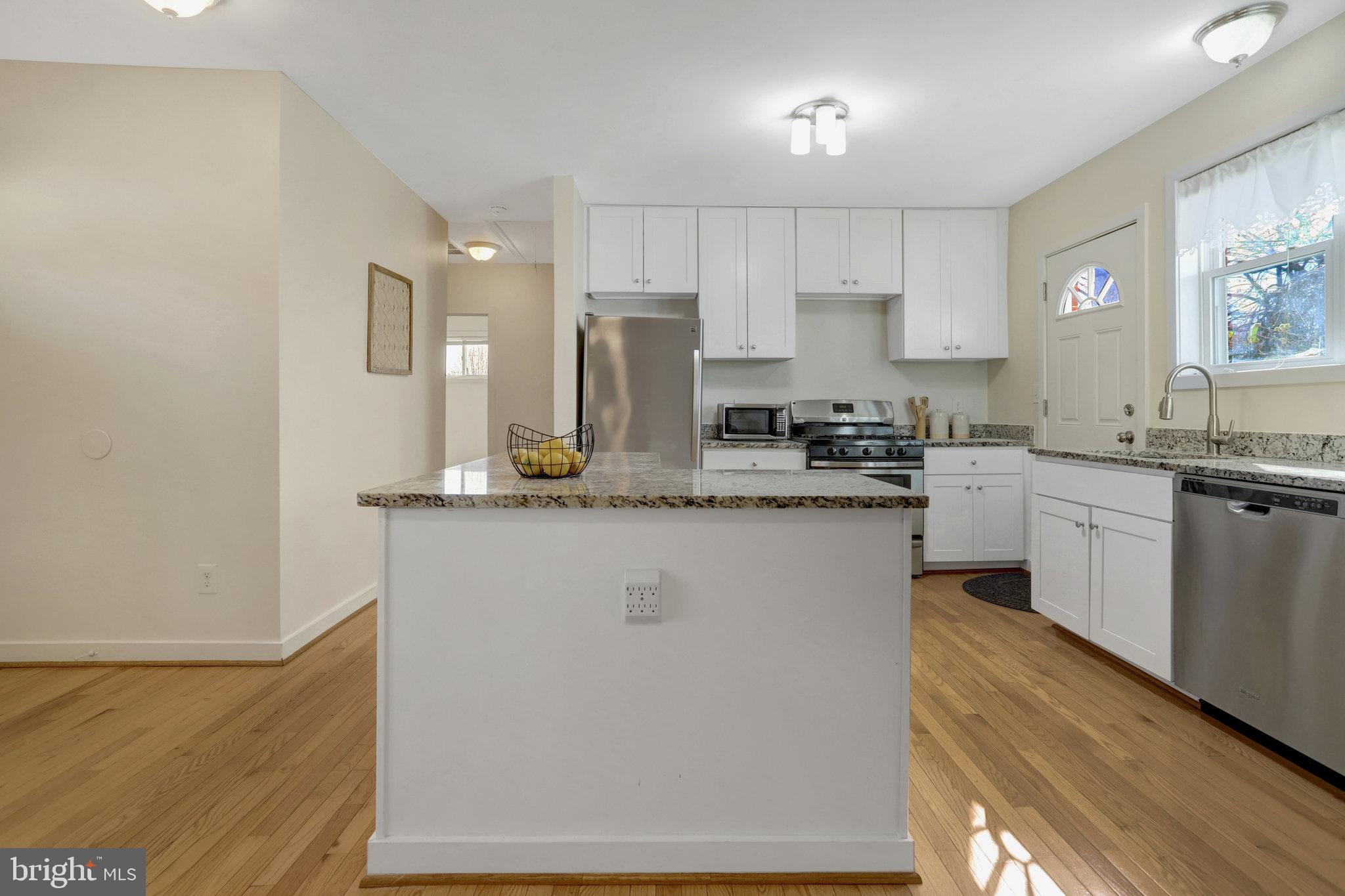 TEMPLE VIEW - Residential