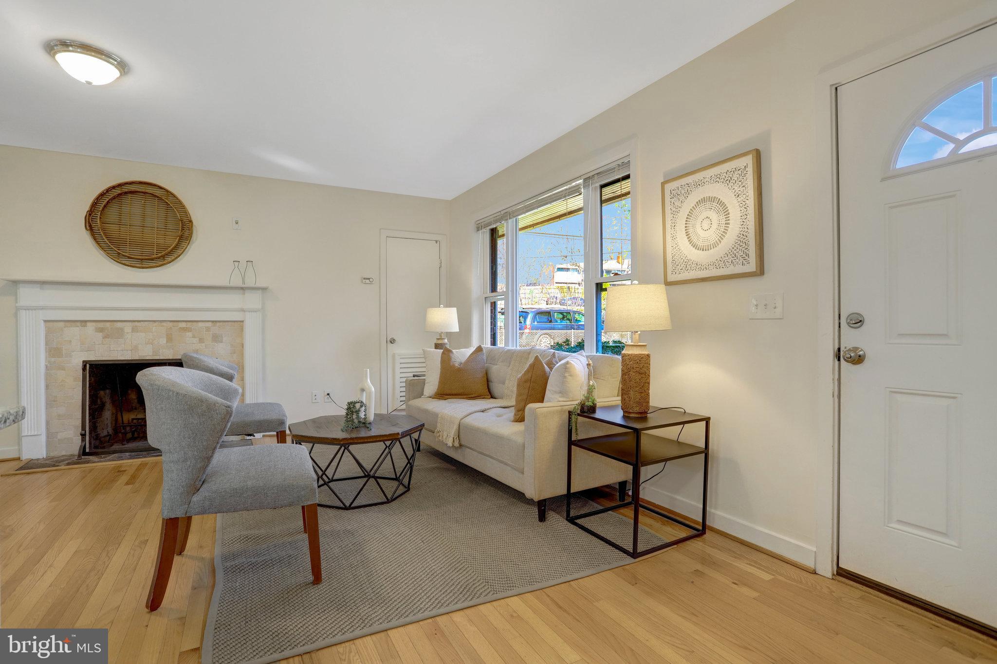 TEMPLE VIEW - Residential