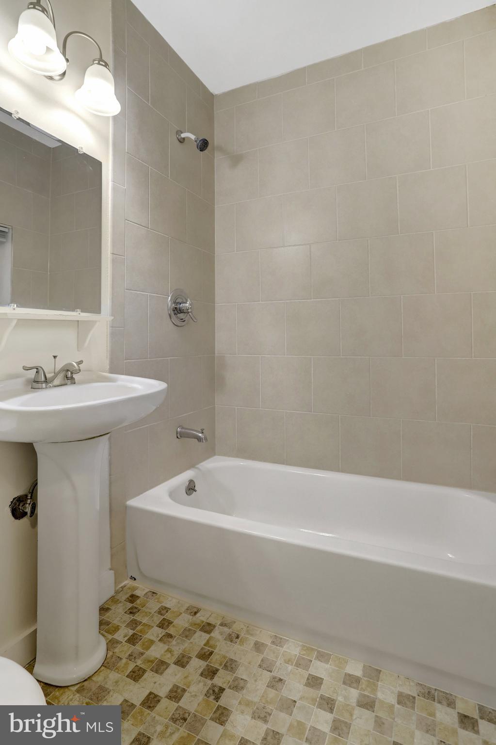 TEMPLE VIEW - Residential