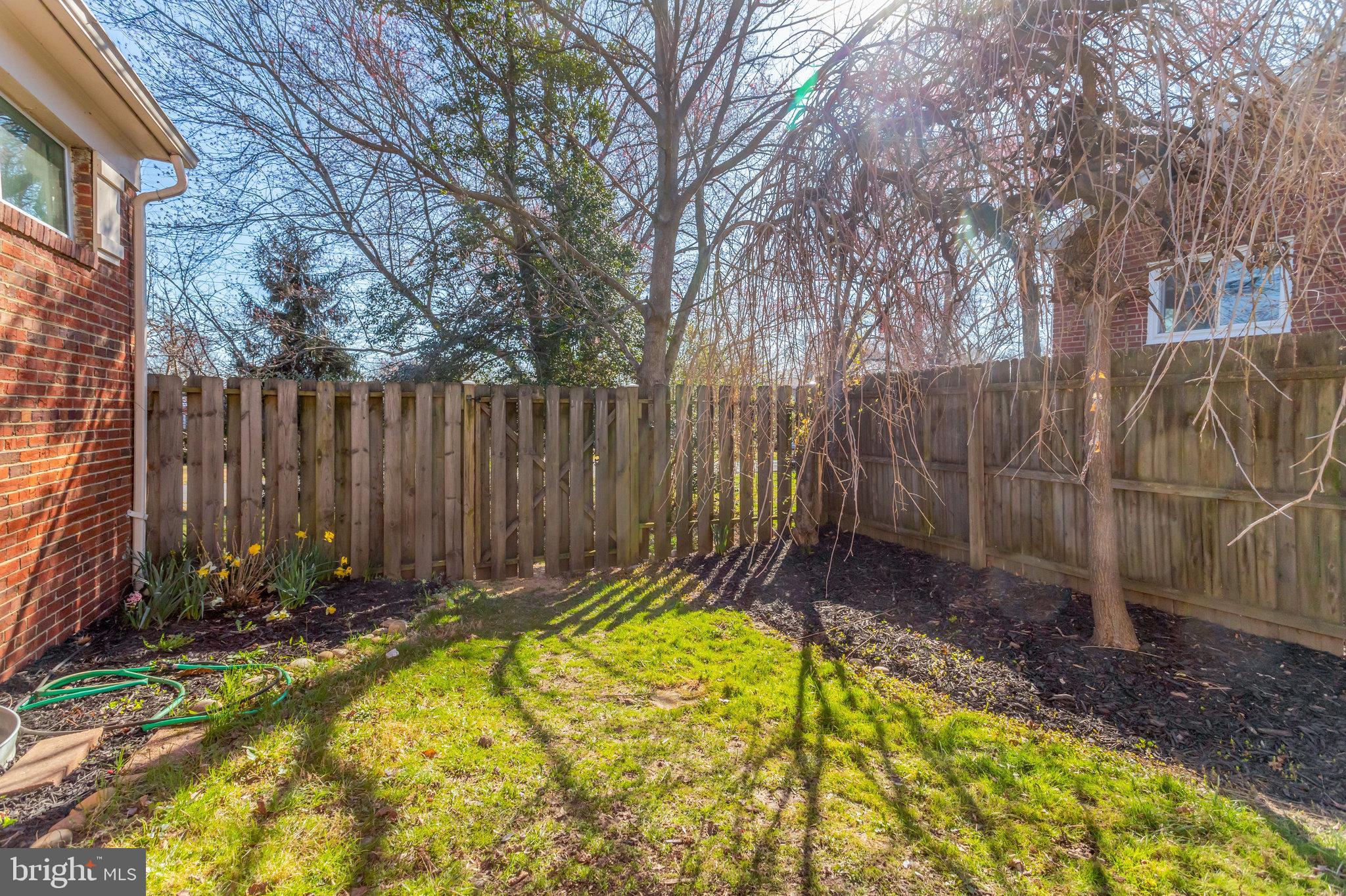 TEMPLE VIEW - Residential