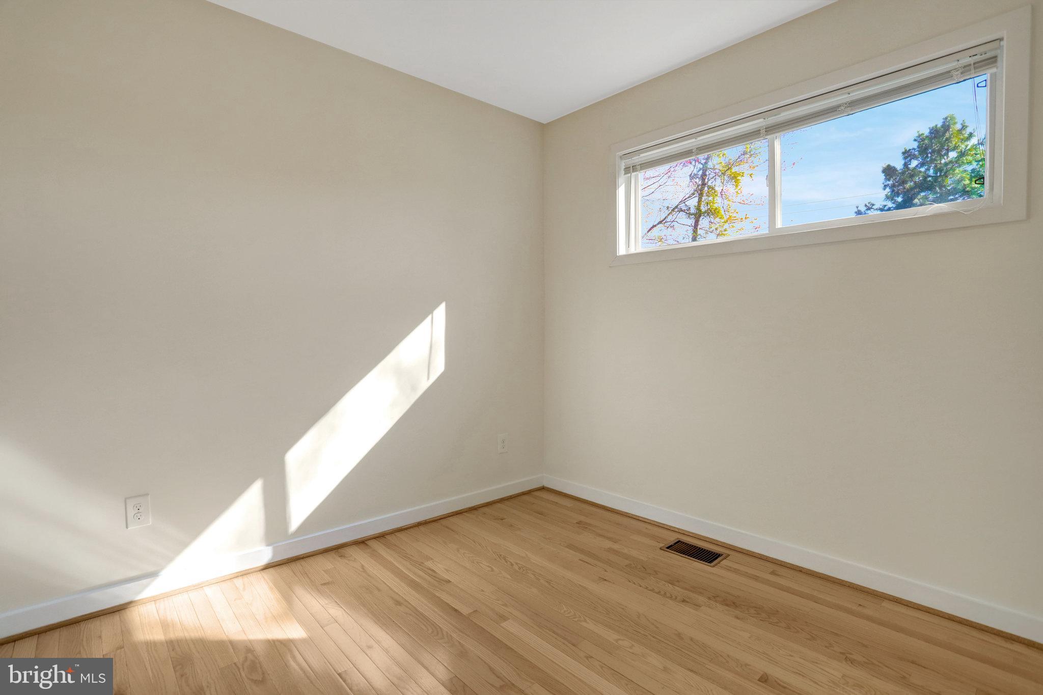 TEMPLE VIEW - Residential