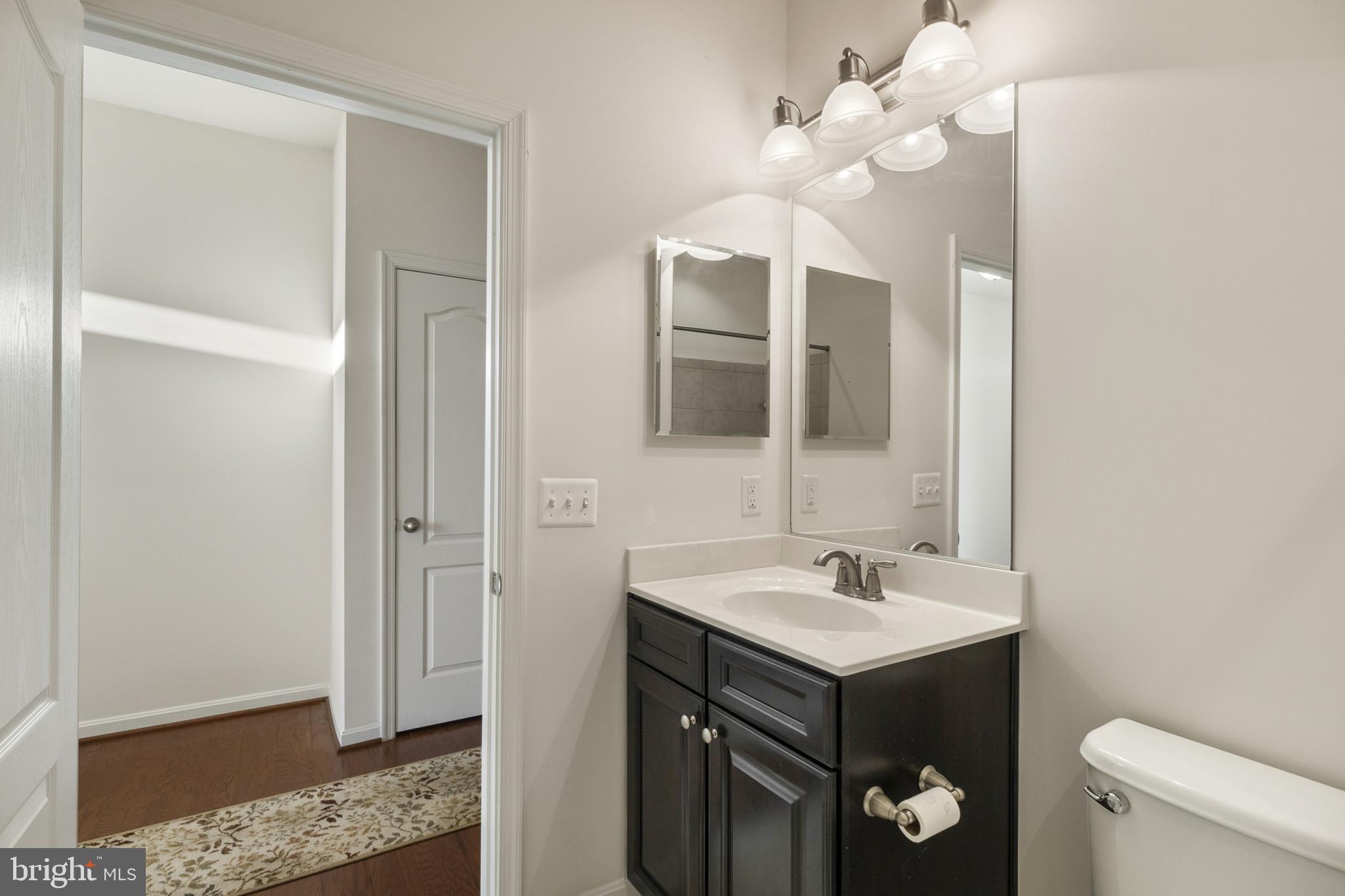 LONGACRE VILLAGE - Residential