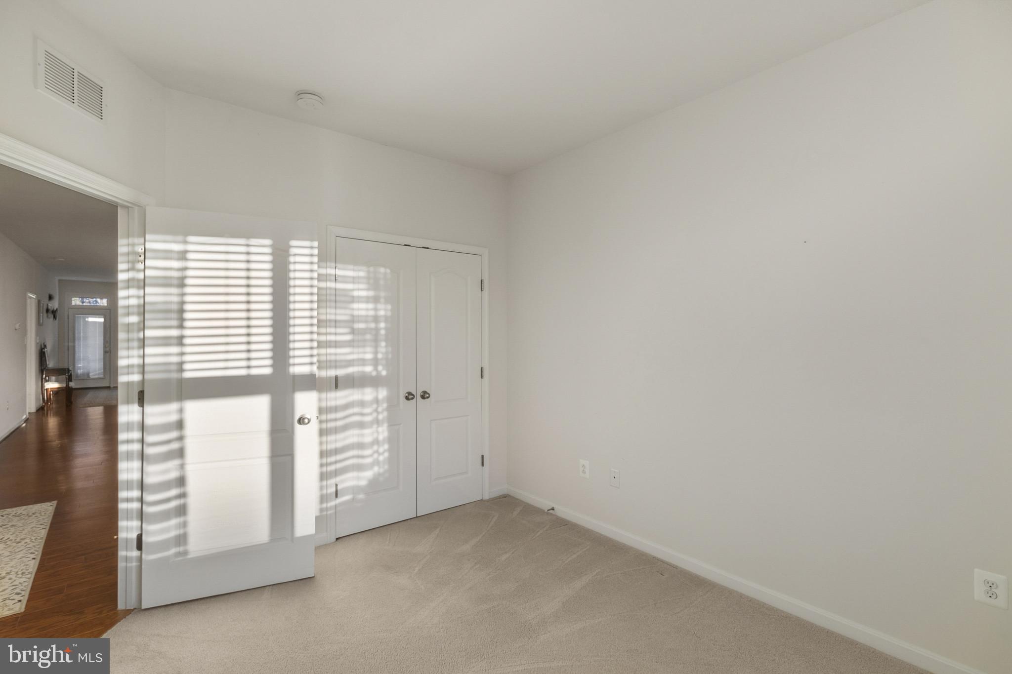 LONGACRE VILLAGE - Residential