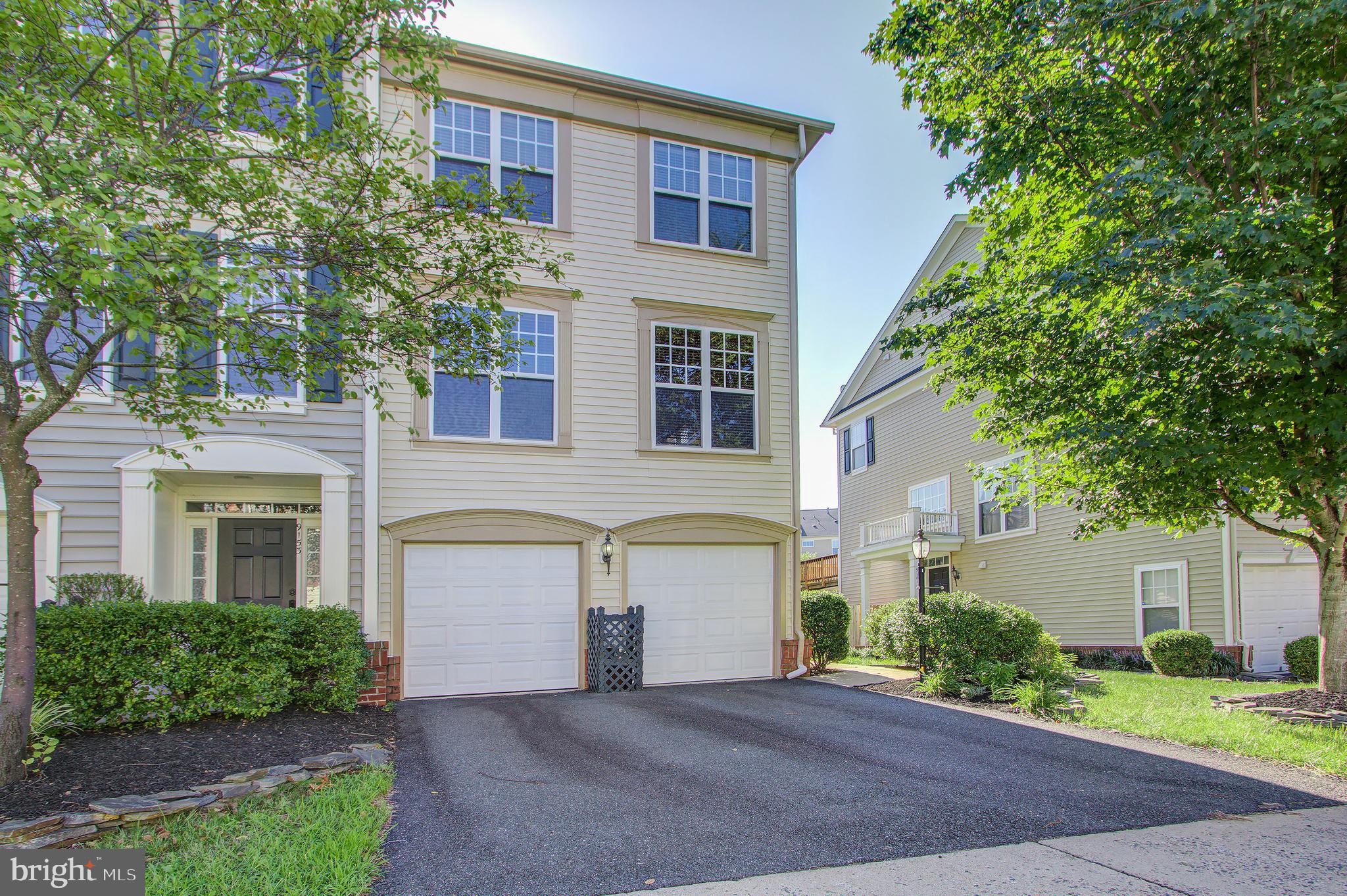 PEMBROOKE/VICTORY LAKES - Residential