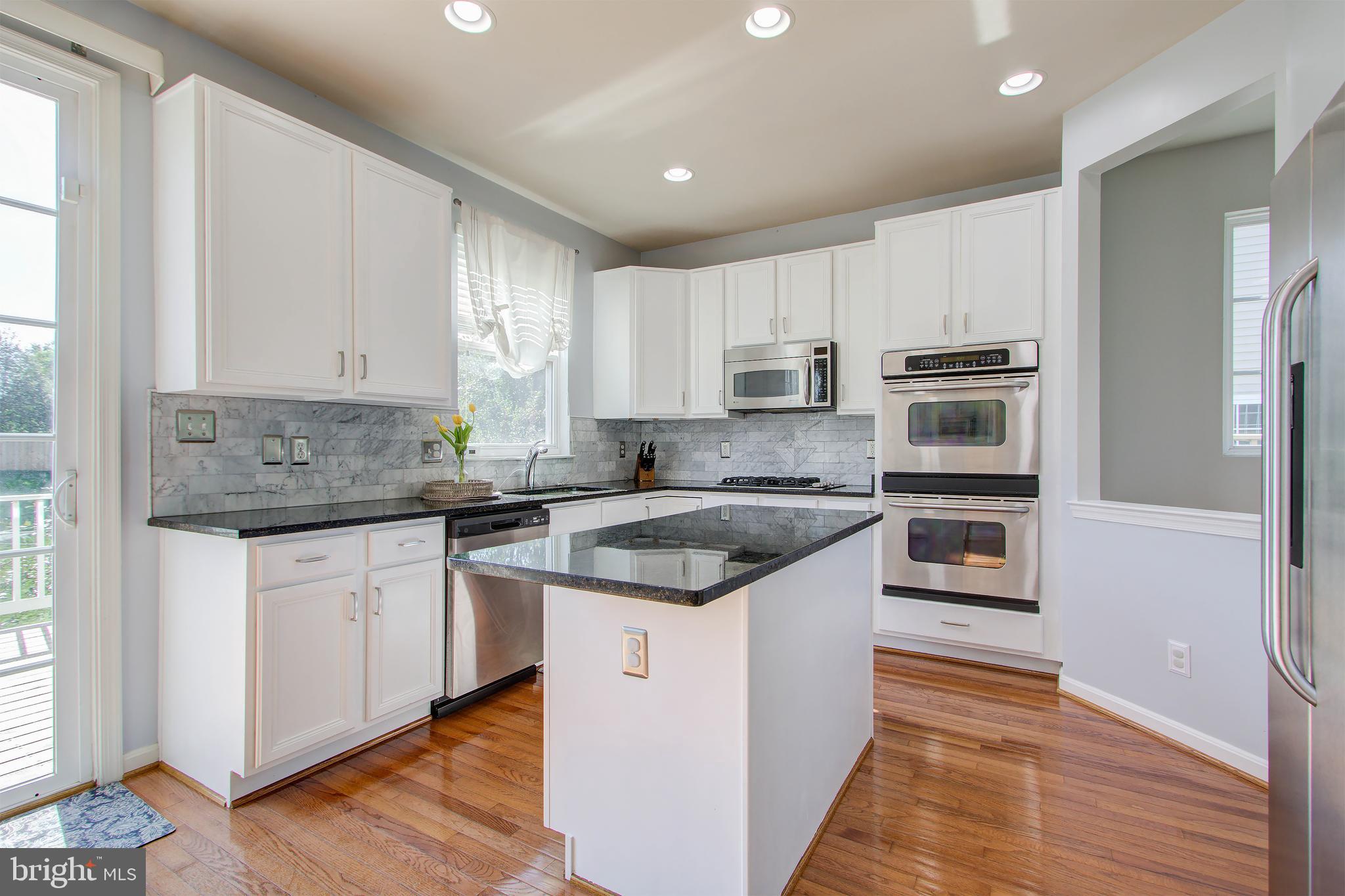 PEMBROOKE/VICTORY LAKES - Residential