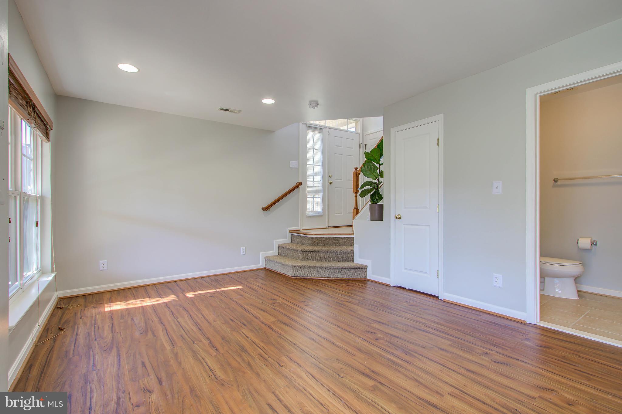 PEMBROOKE/VICTORY LAKES - Residential