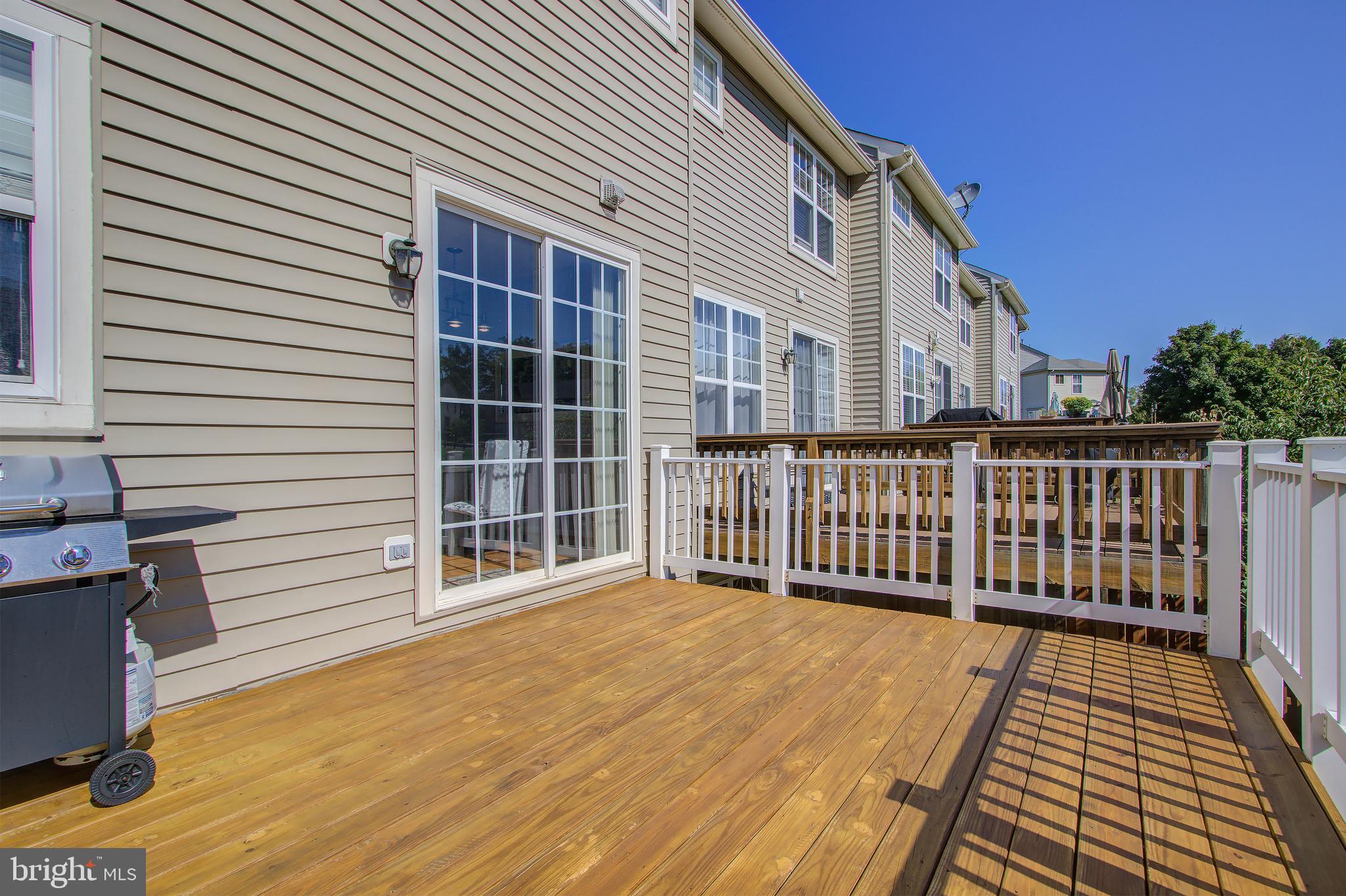 PEMBROOKE/VICTORY LAKES - Residential