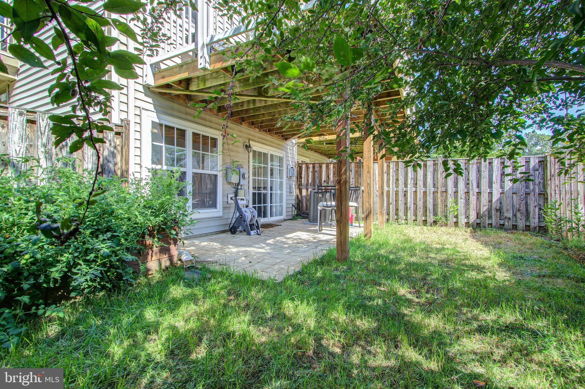 PEMBROOKE/VICTORY LAKES - Residential