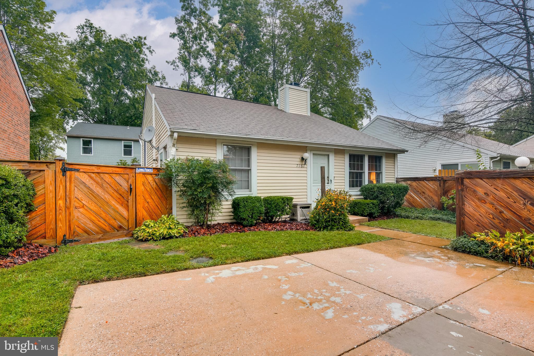 VILLAGE OF OWEN BROWN - Residential