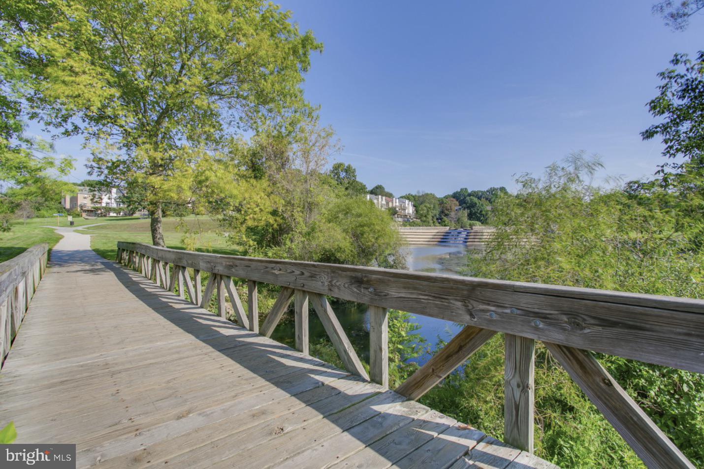 VILLAGE OF OWEN BROWN - Residential