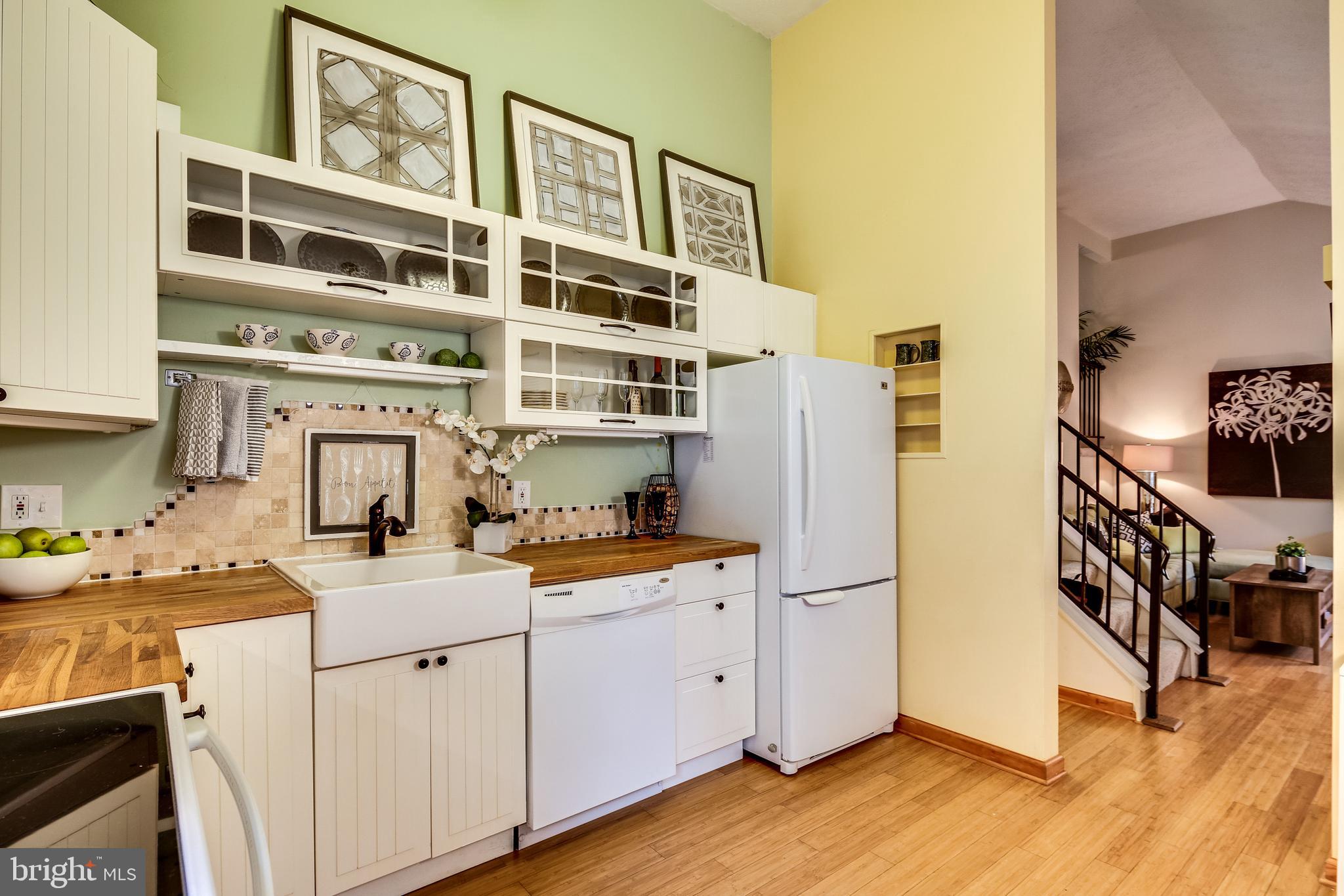 VILLAGE OF OWEN BROWN - Residential