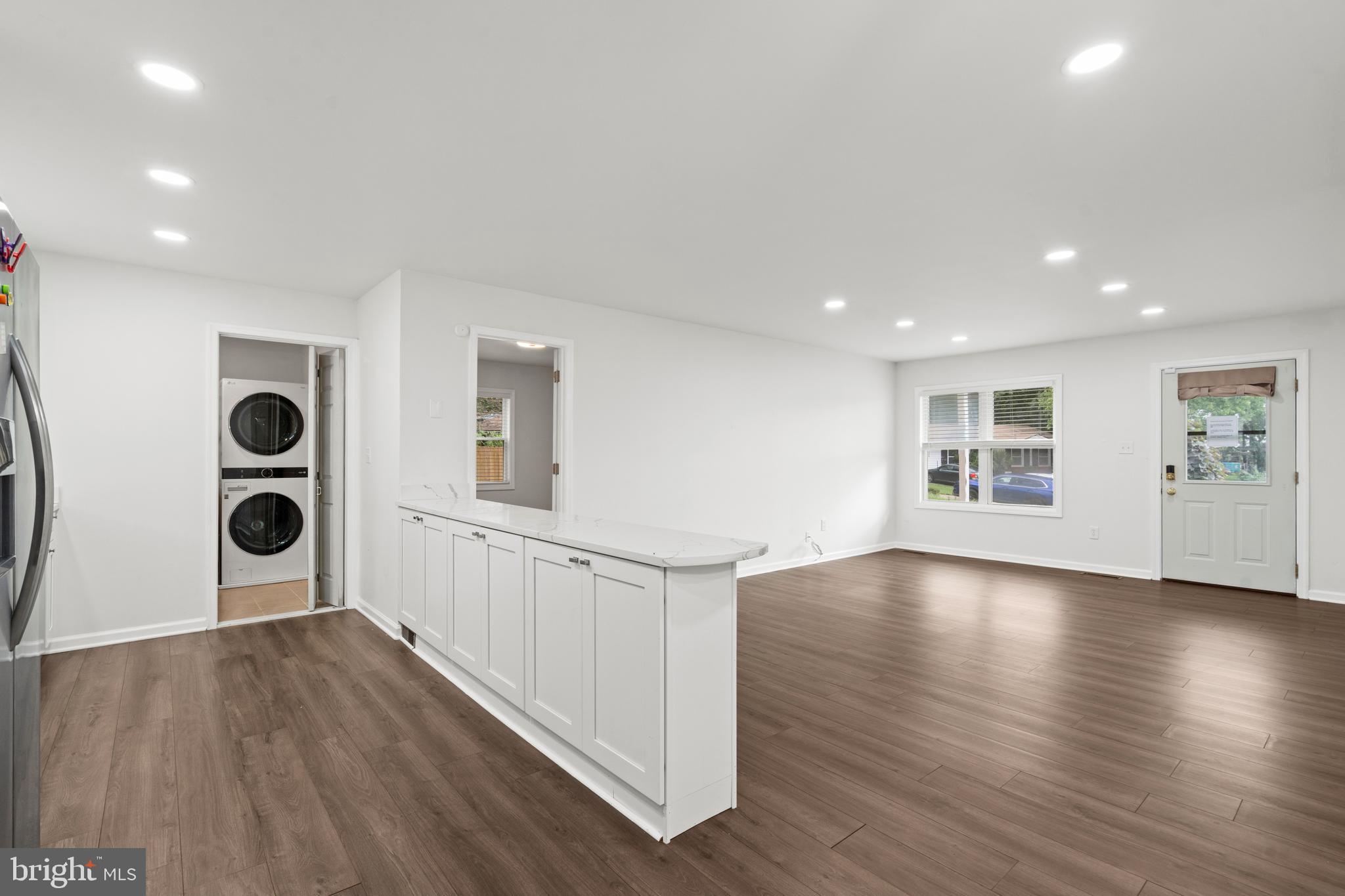 STERLING  PARK - Residential