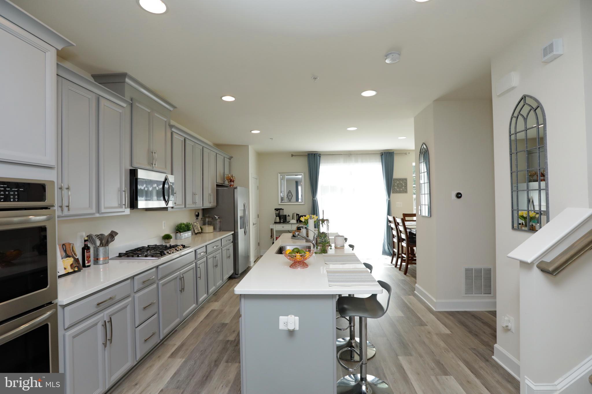 HAMILTON PARK - Residential