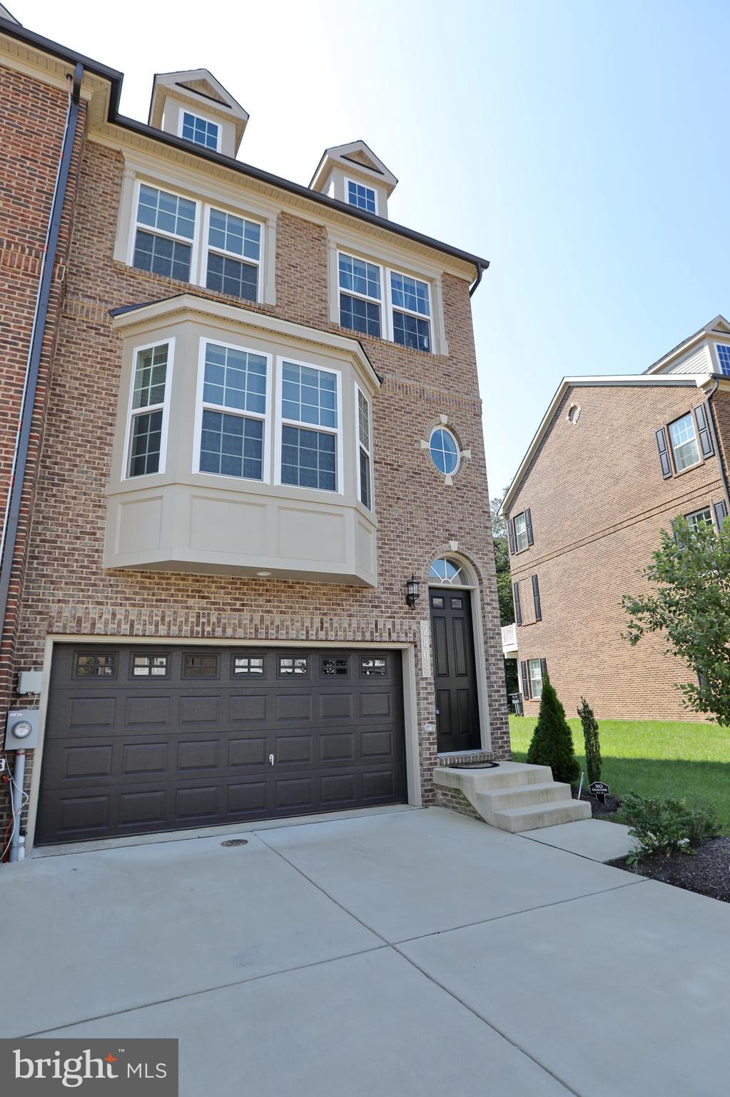 HAMILTON PARK - Residential