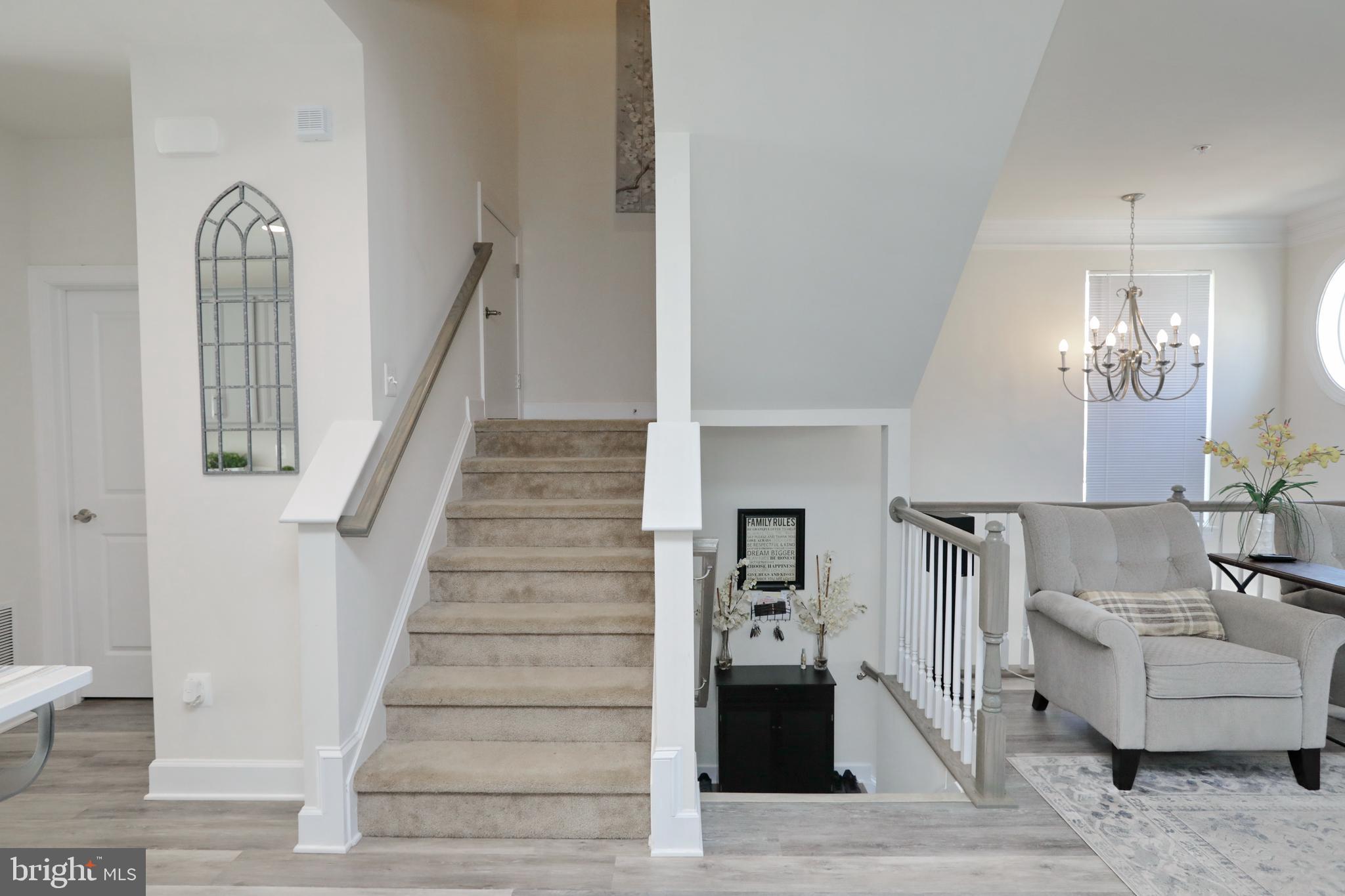 HAMILTON PARK - Residential