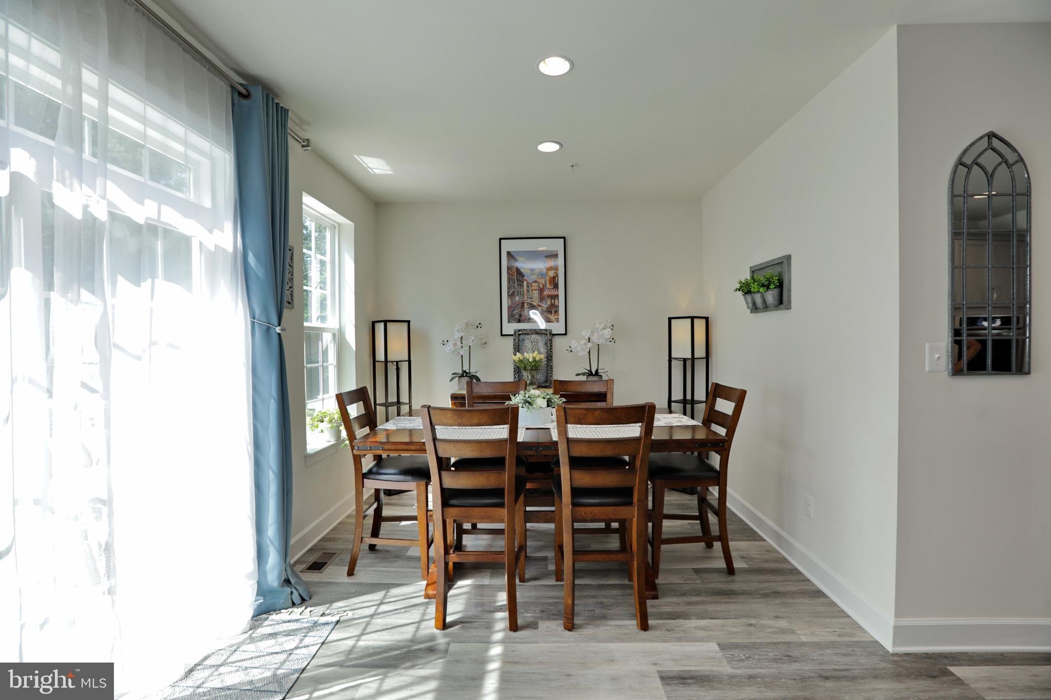 HAMILTON PARK - Residential