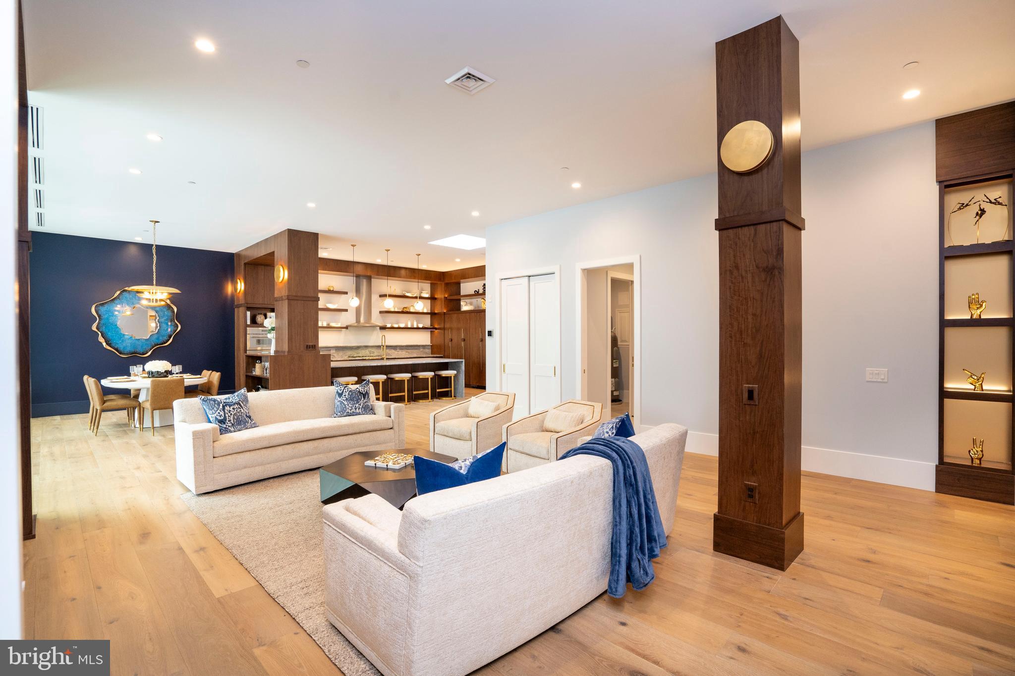 101 NORTH QUEEN - Residential