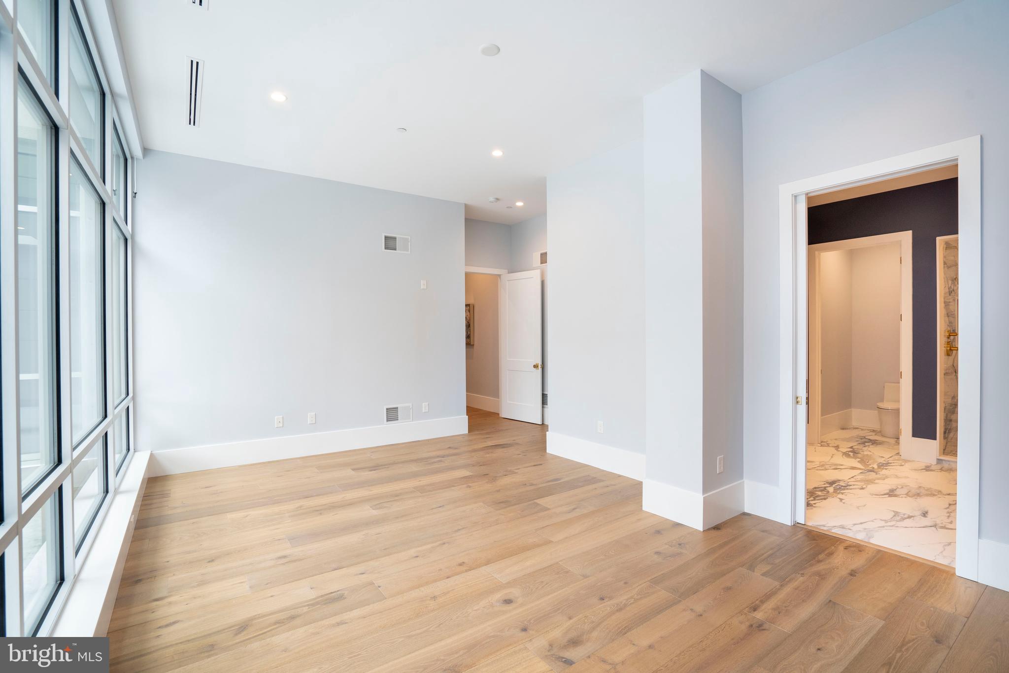 101 NORTH QUEEN - Residential