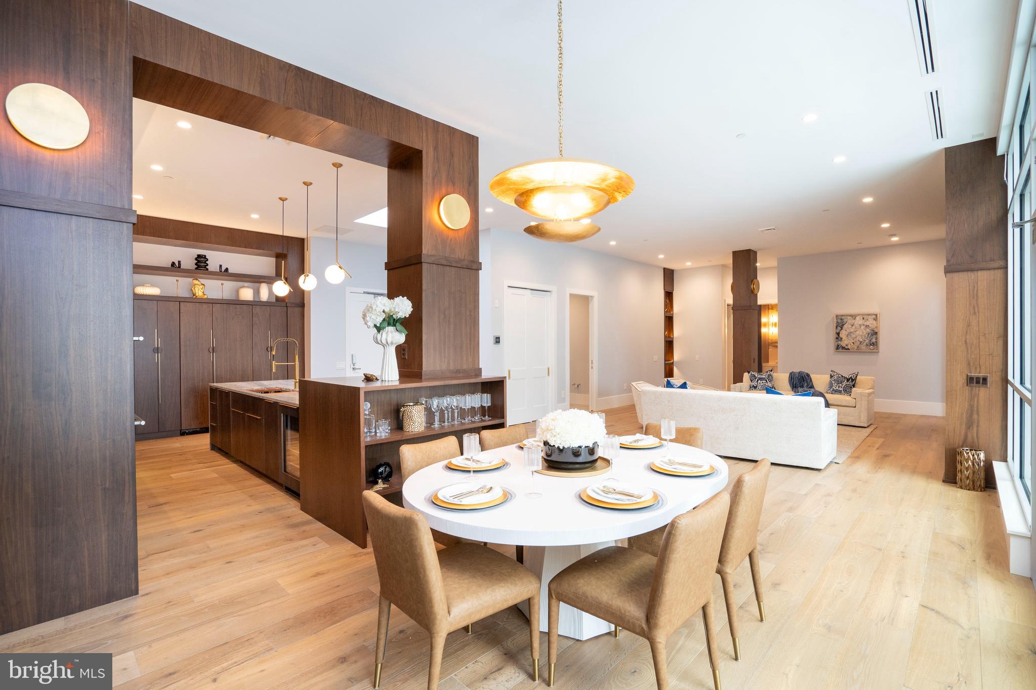 101 NORTH QUEEN - Residential