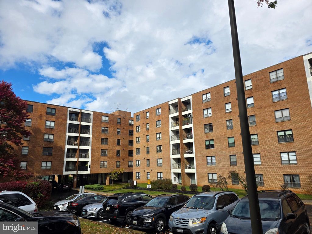 Photo of 6317 Park Heights Avenue #103, BALTIMORE, MD 21215 (MLS # MDBA2190090)