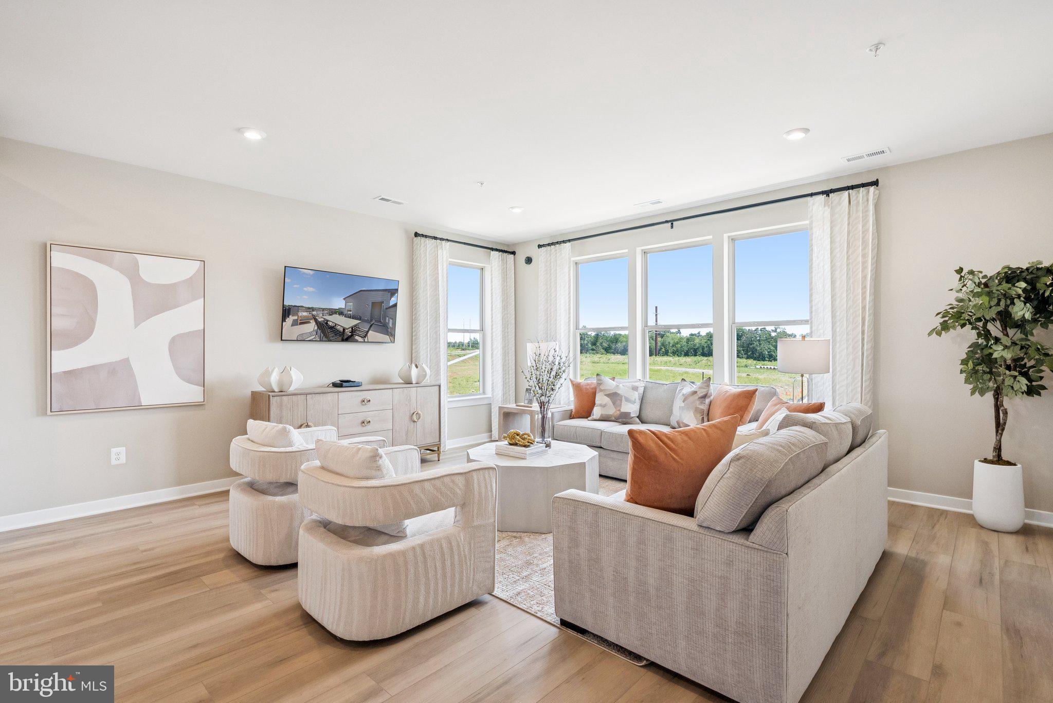 THE CROSSING AT GATEWAY - Residential