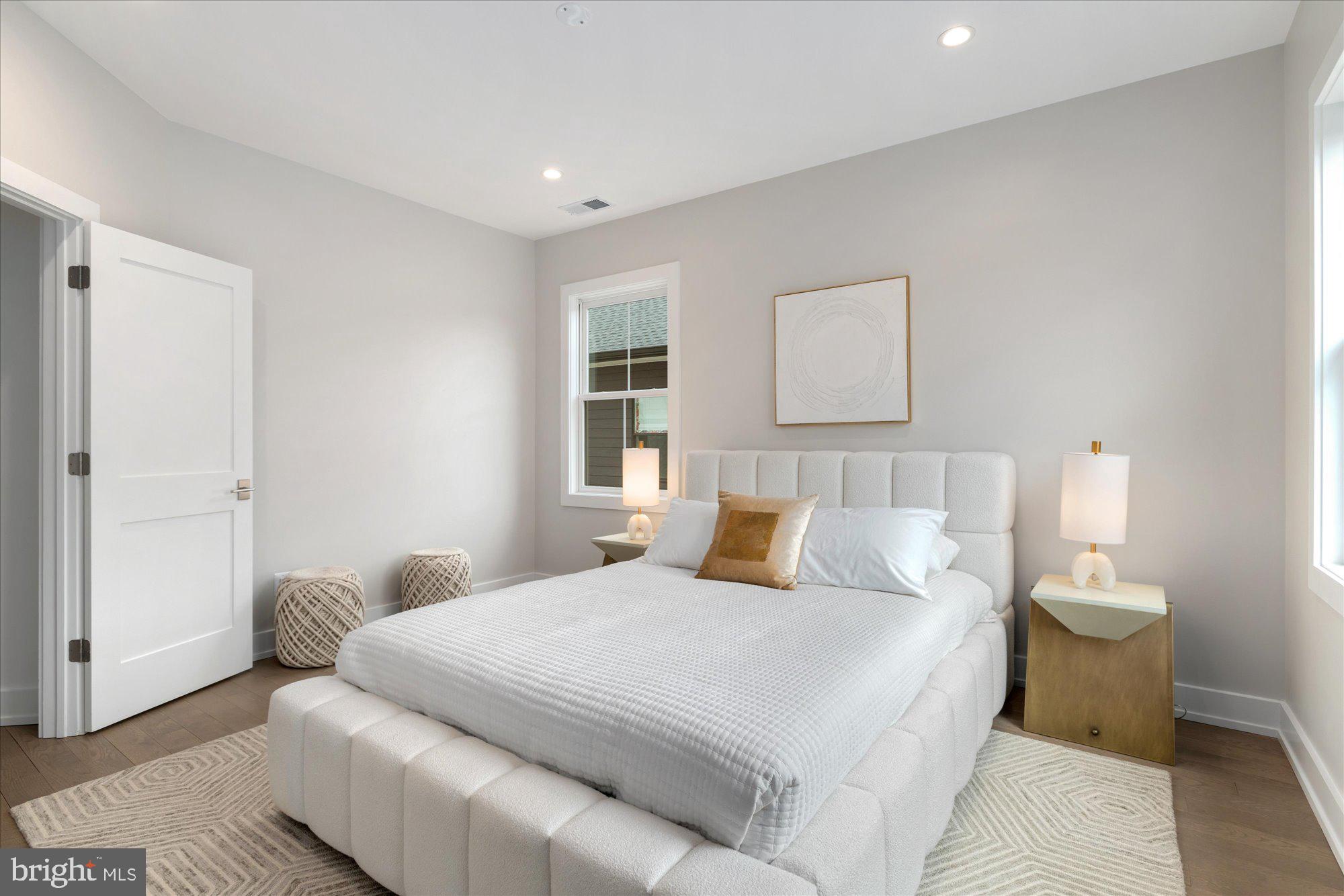WAKEFIELD - Residential