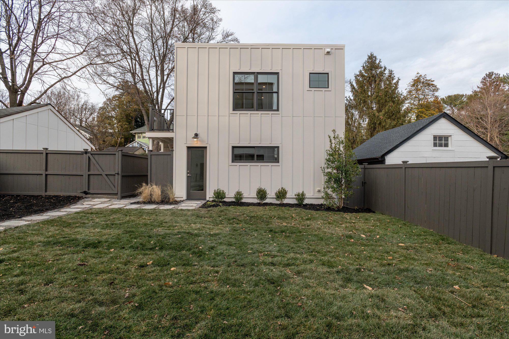 WAKEFIELD - Residential
