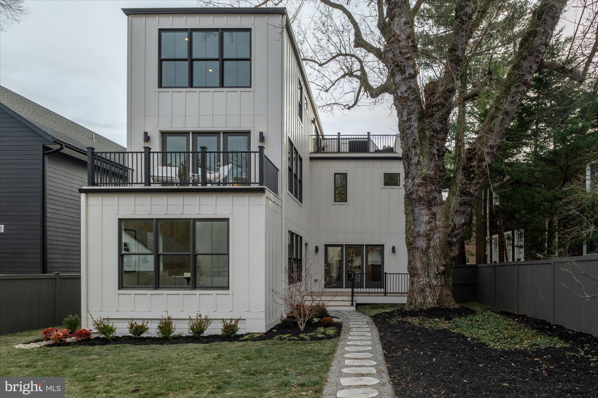 WAKEFIELD - Residential