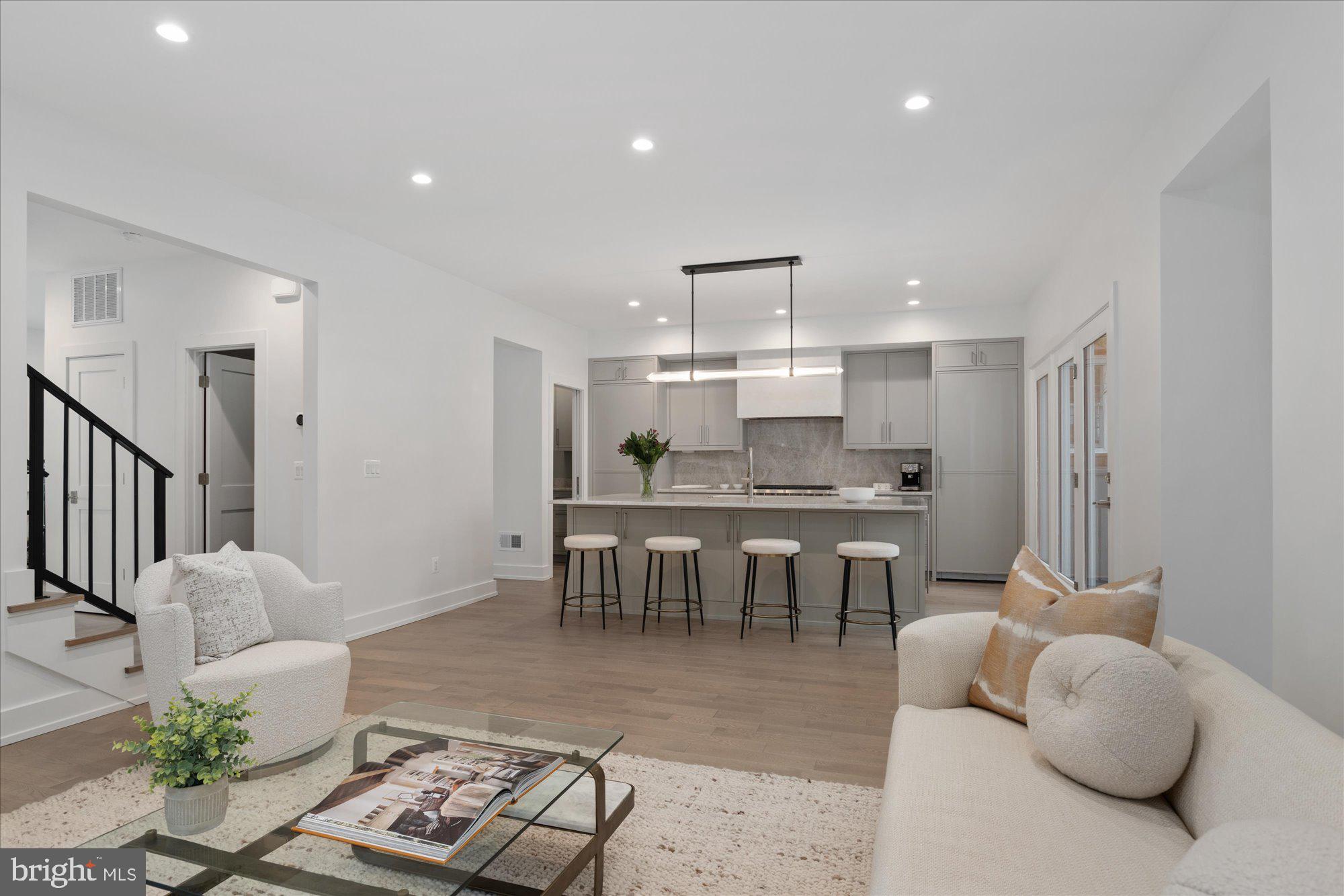 WAKEFIELD - Residential