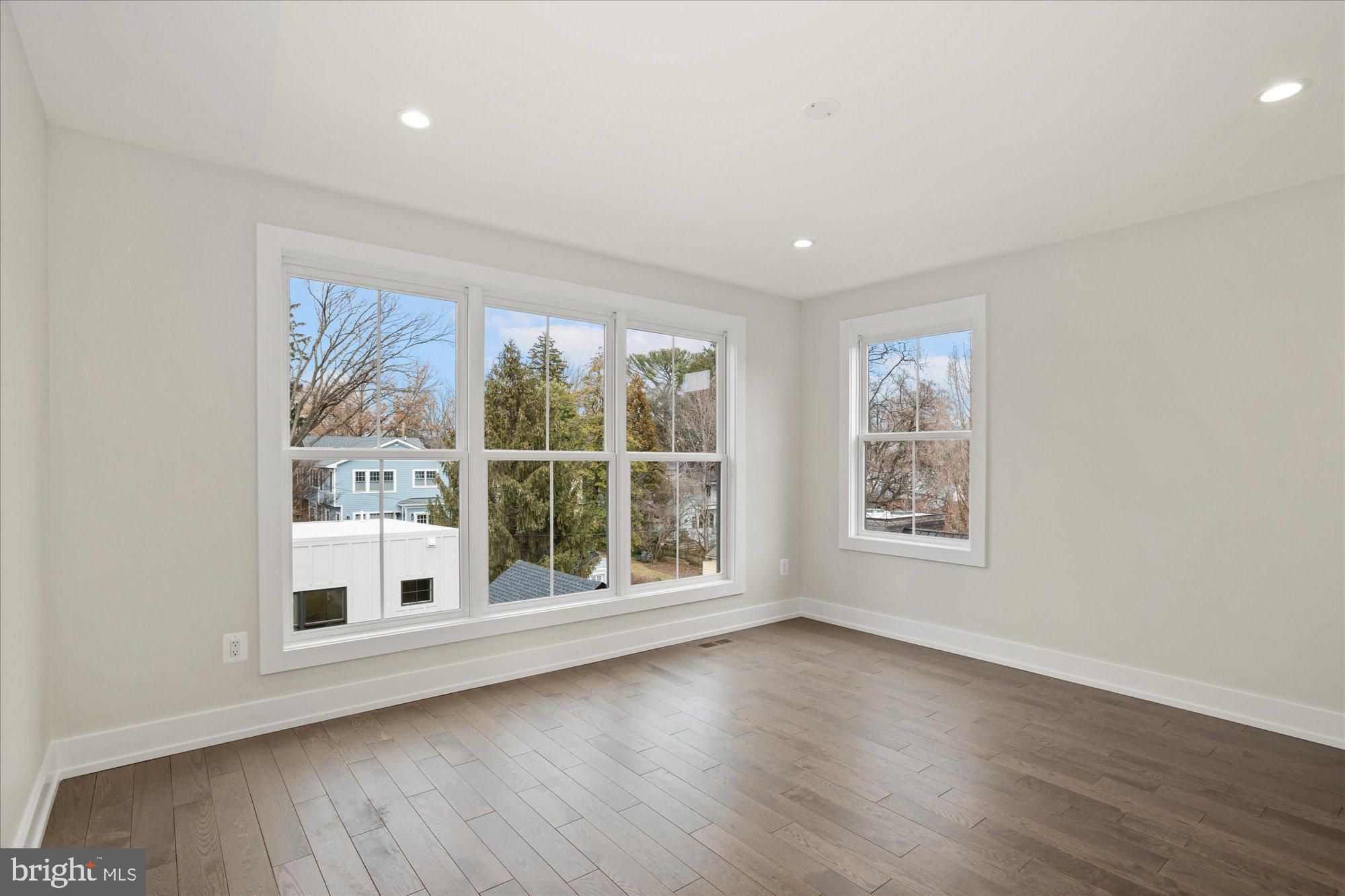 WAKEFIELD - Residential