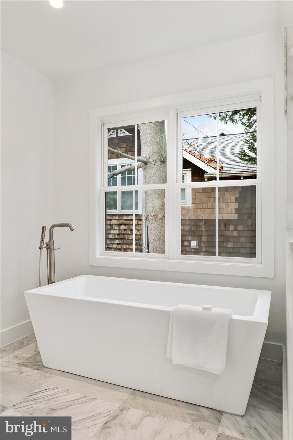 WAKEFIELD - Residential