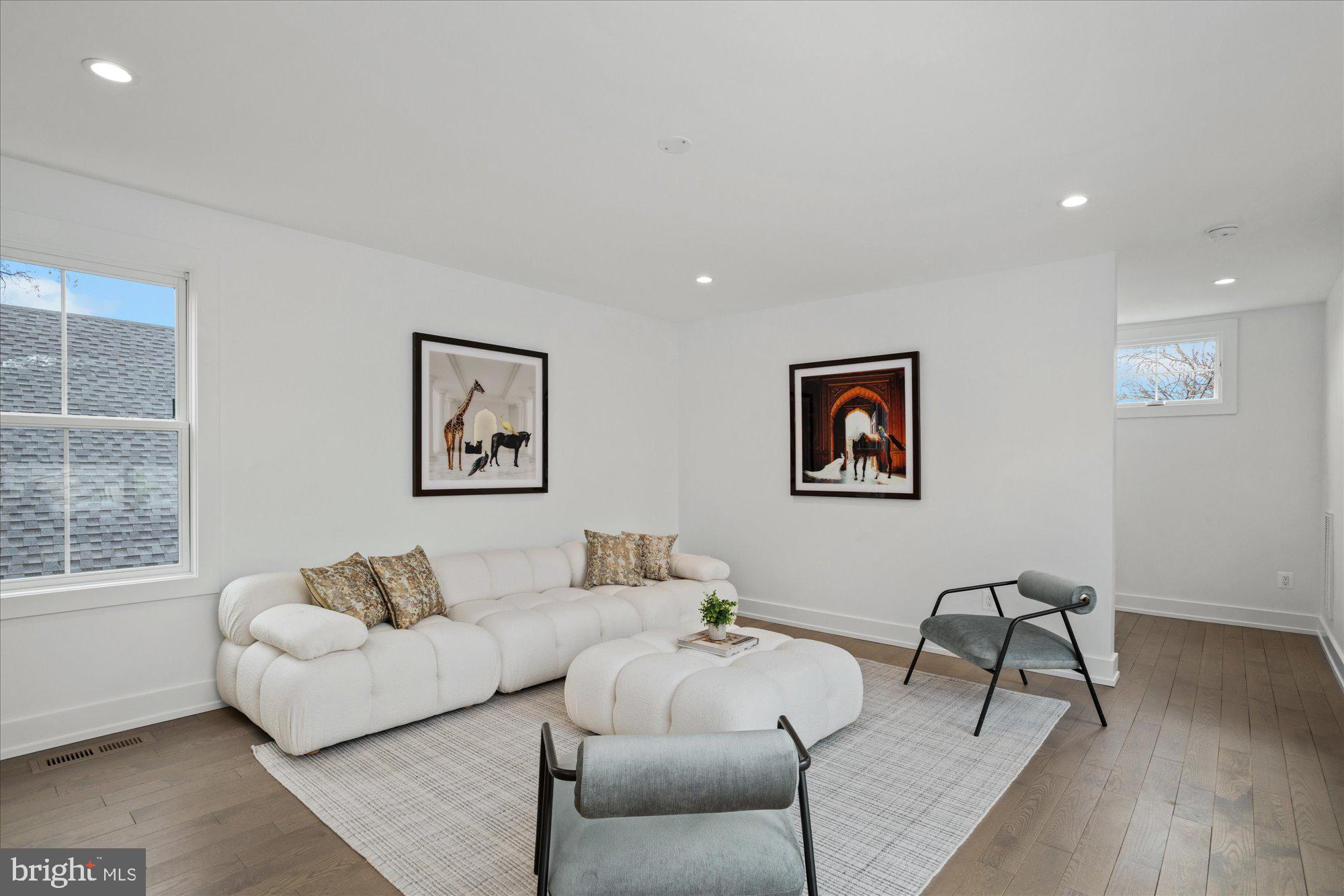 WAKEFIELD - Residential