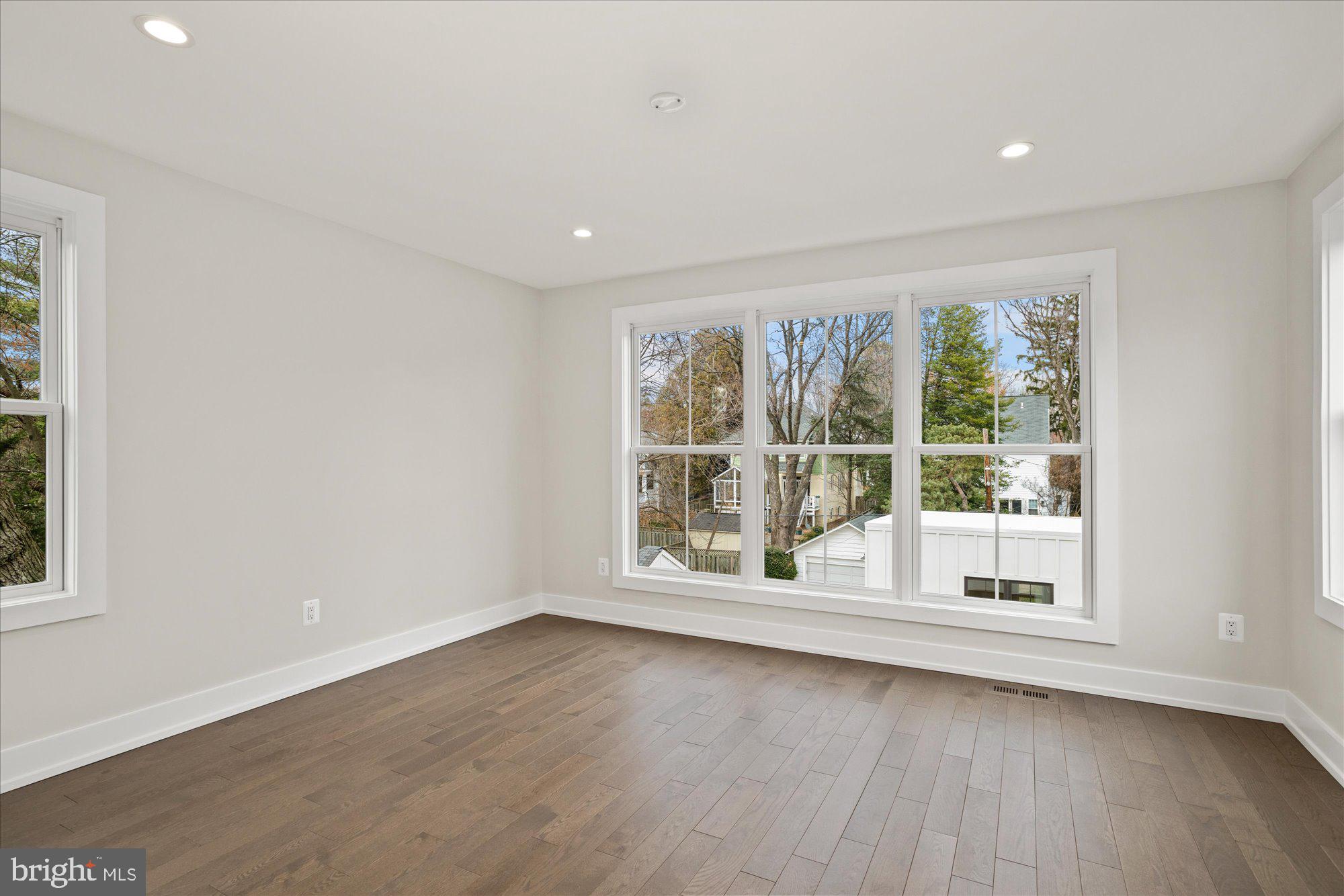 WAKEFIELD - Residential
