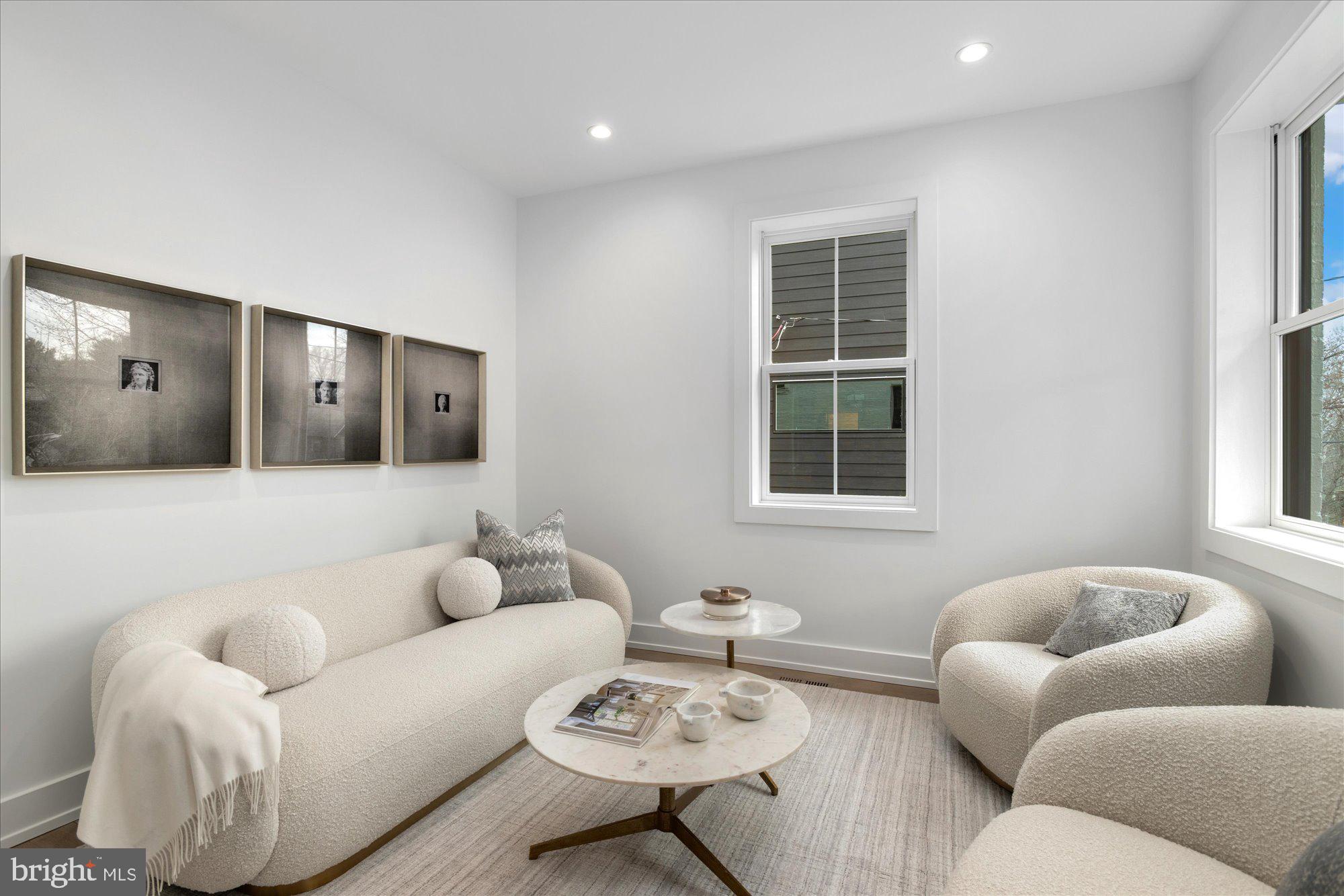 WAKEFIELD - Residential