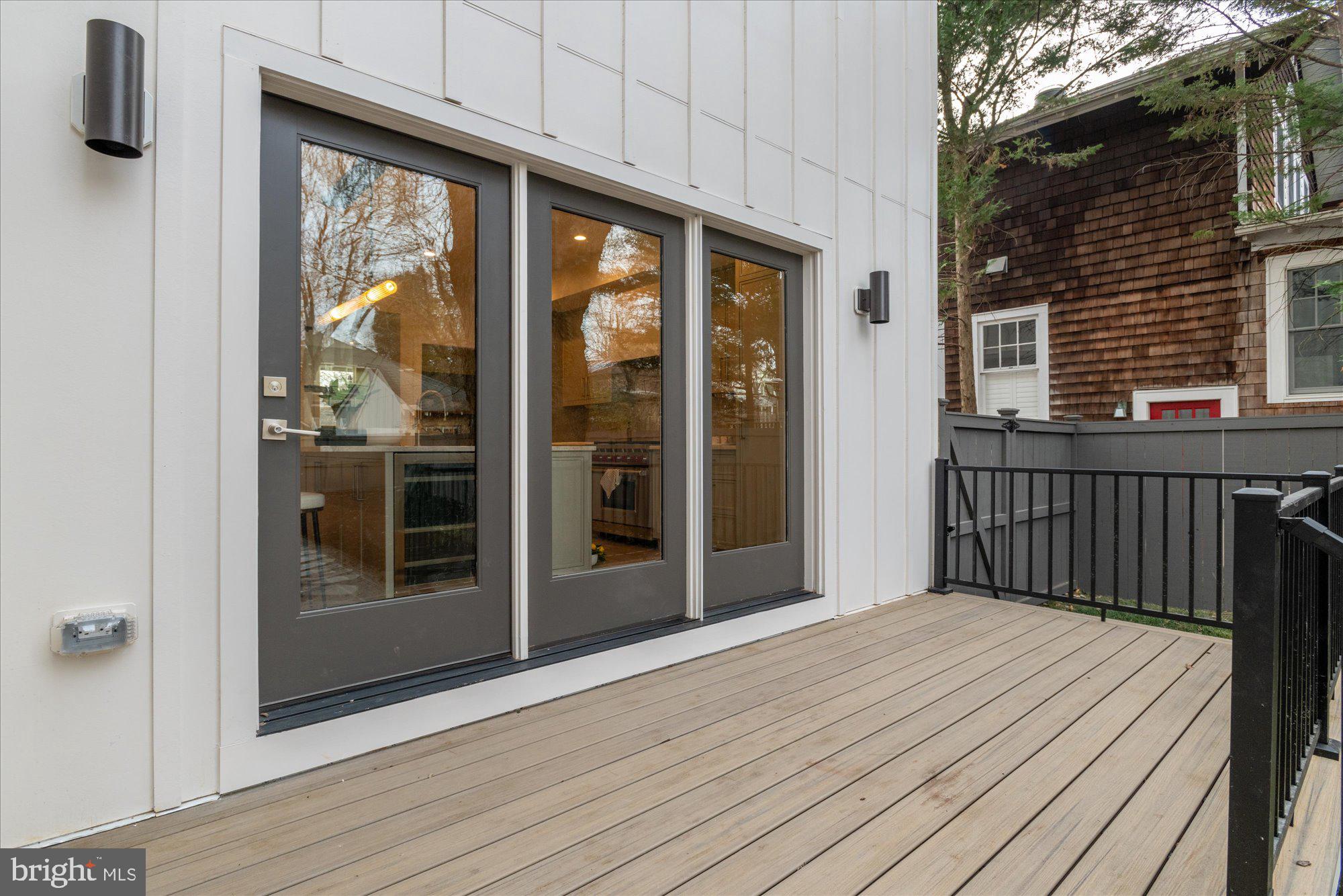 WAKEFIELD - Residential