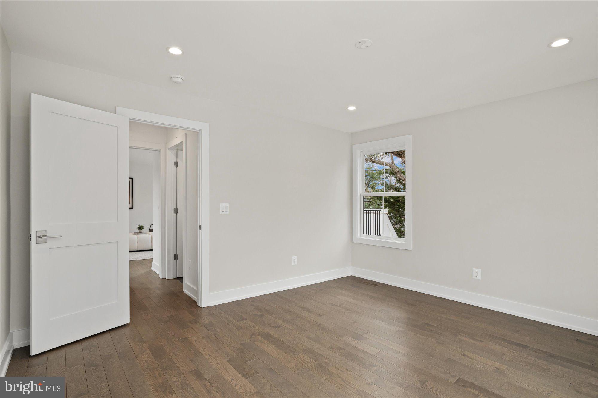 WAKEFIELD - Residential