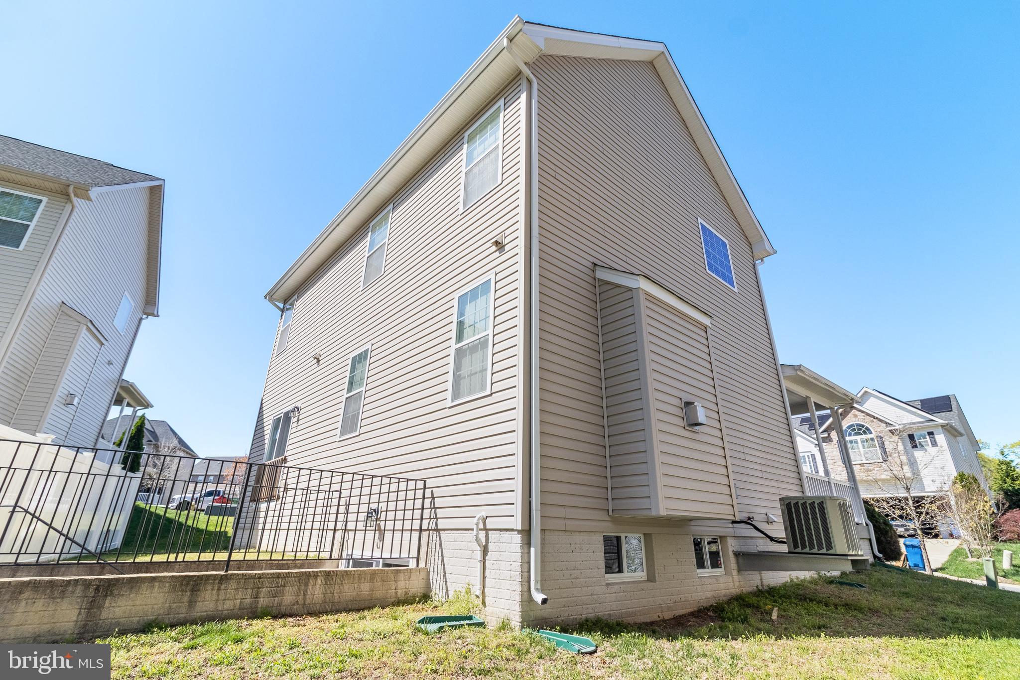 PRINCE FREDERICK CROSSING - Residential