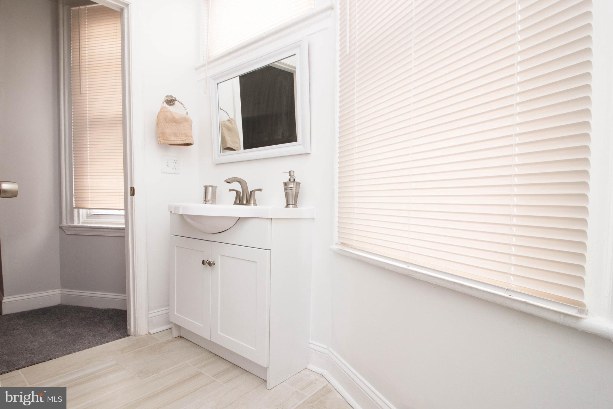 WALNUT HILL - Residential