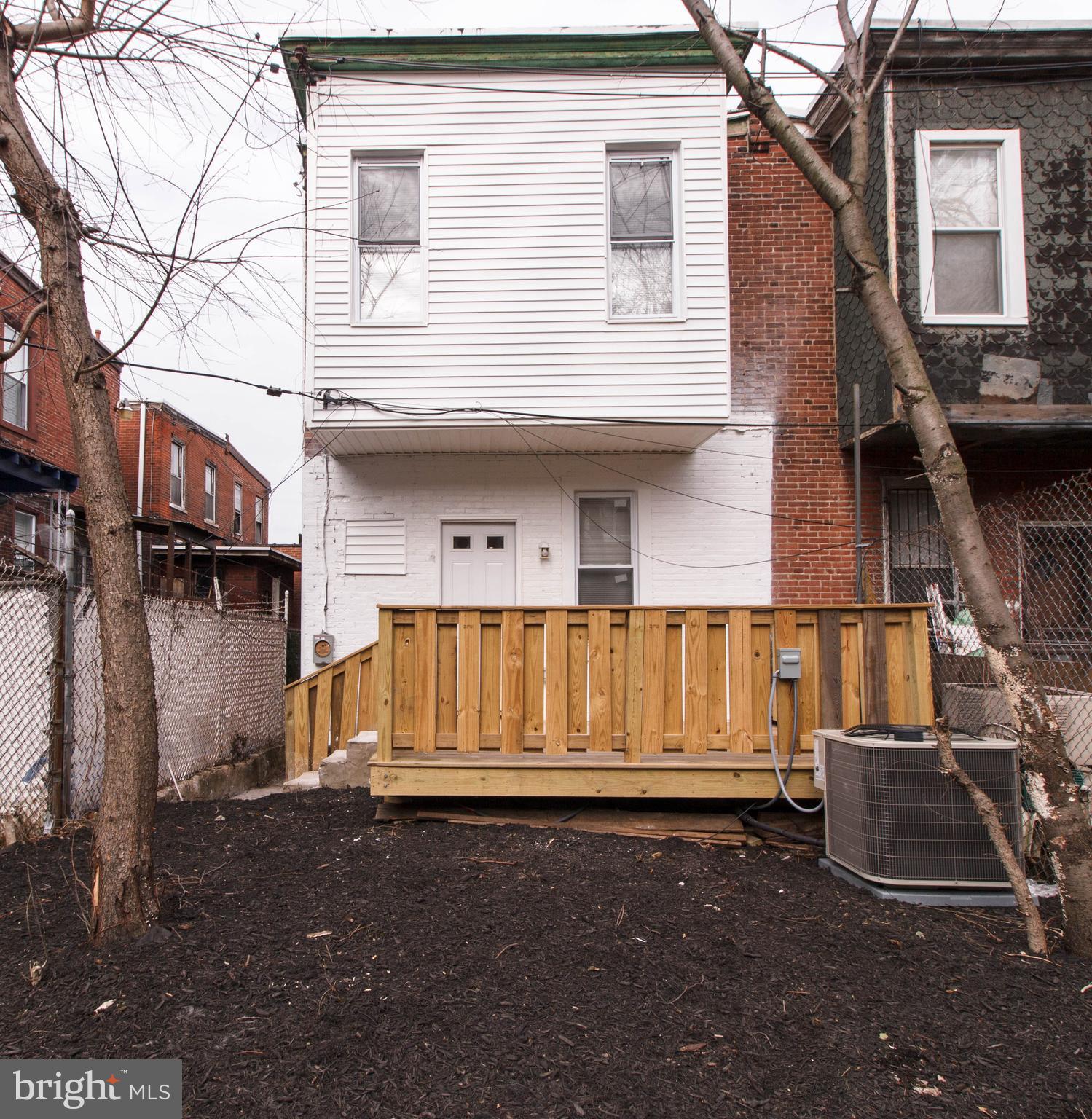 WALNUT HILL - Residential