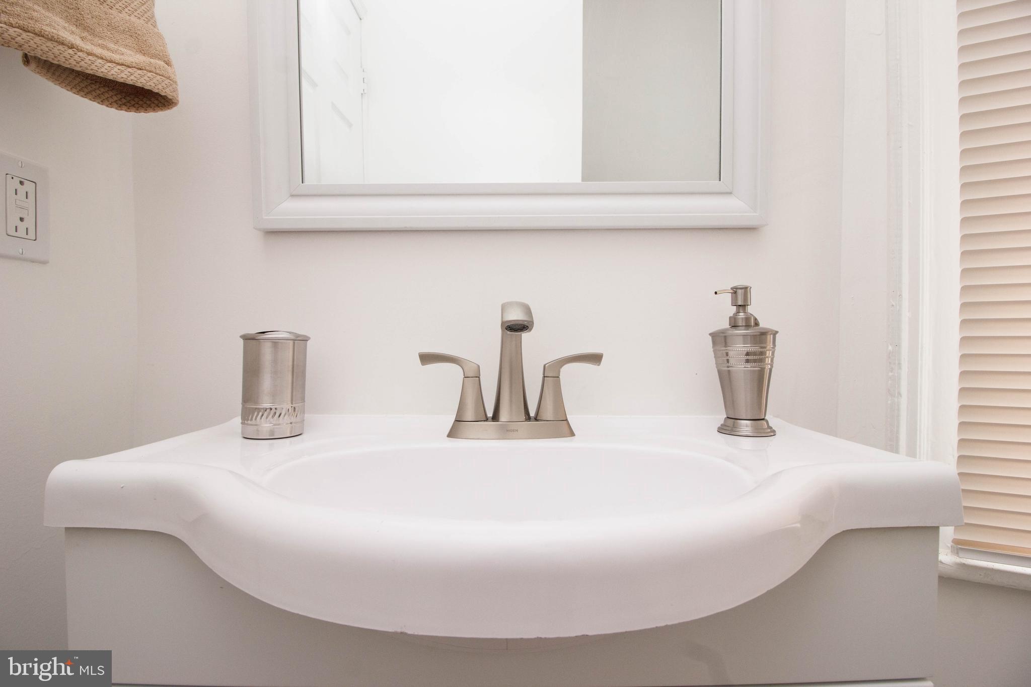 WALNUT HILL - Residential