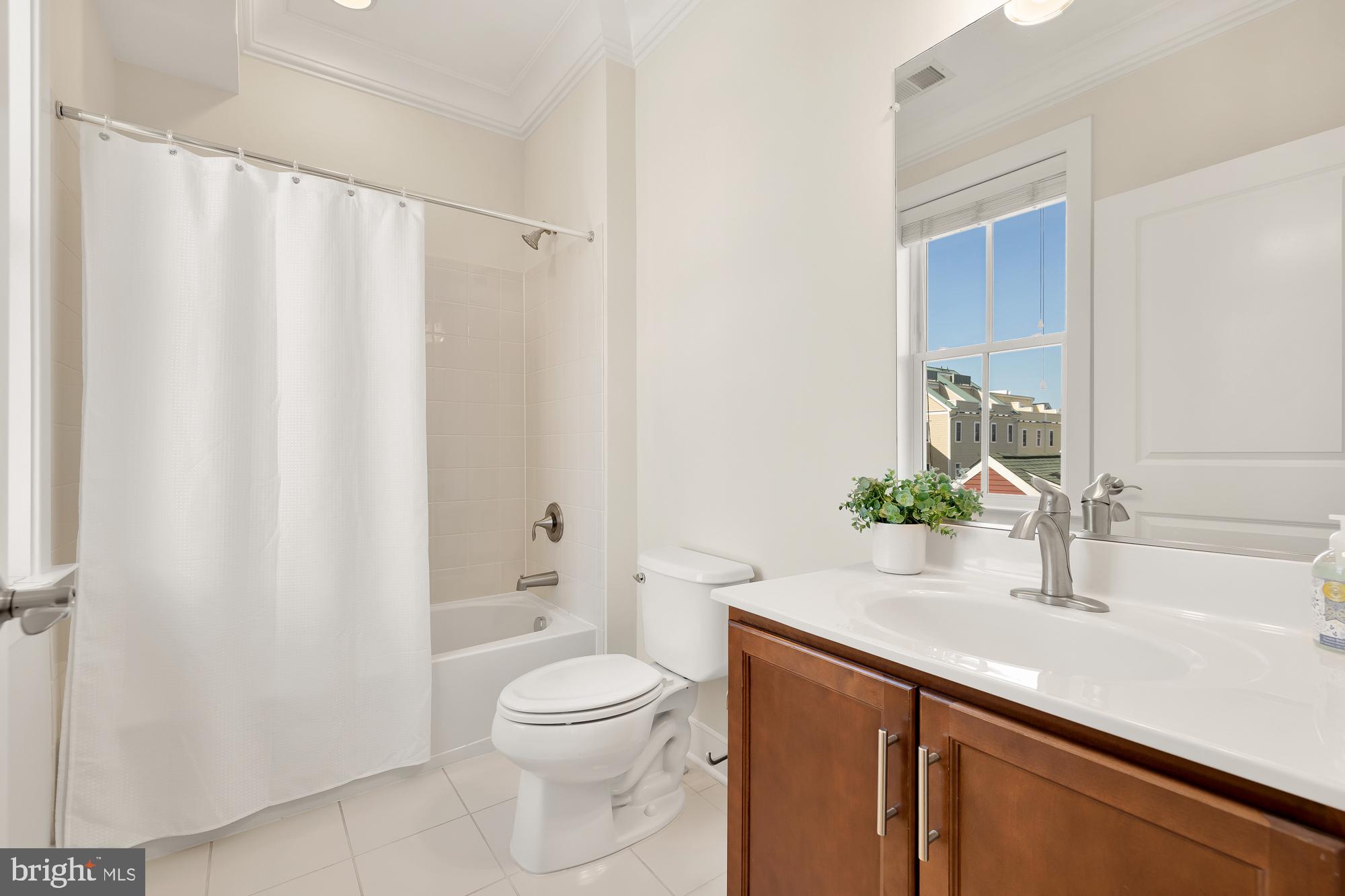 POTOMAC  YARDS - Residential