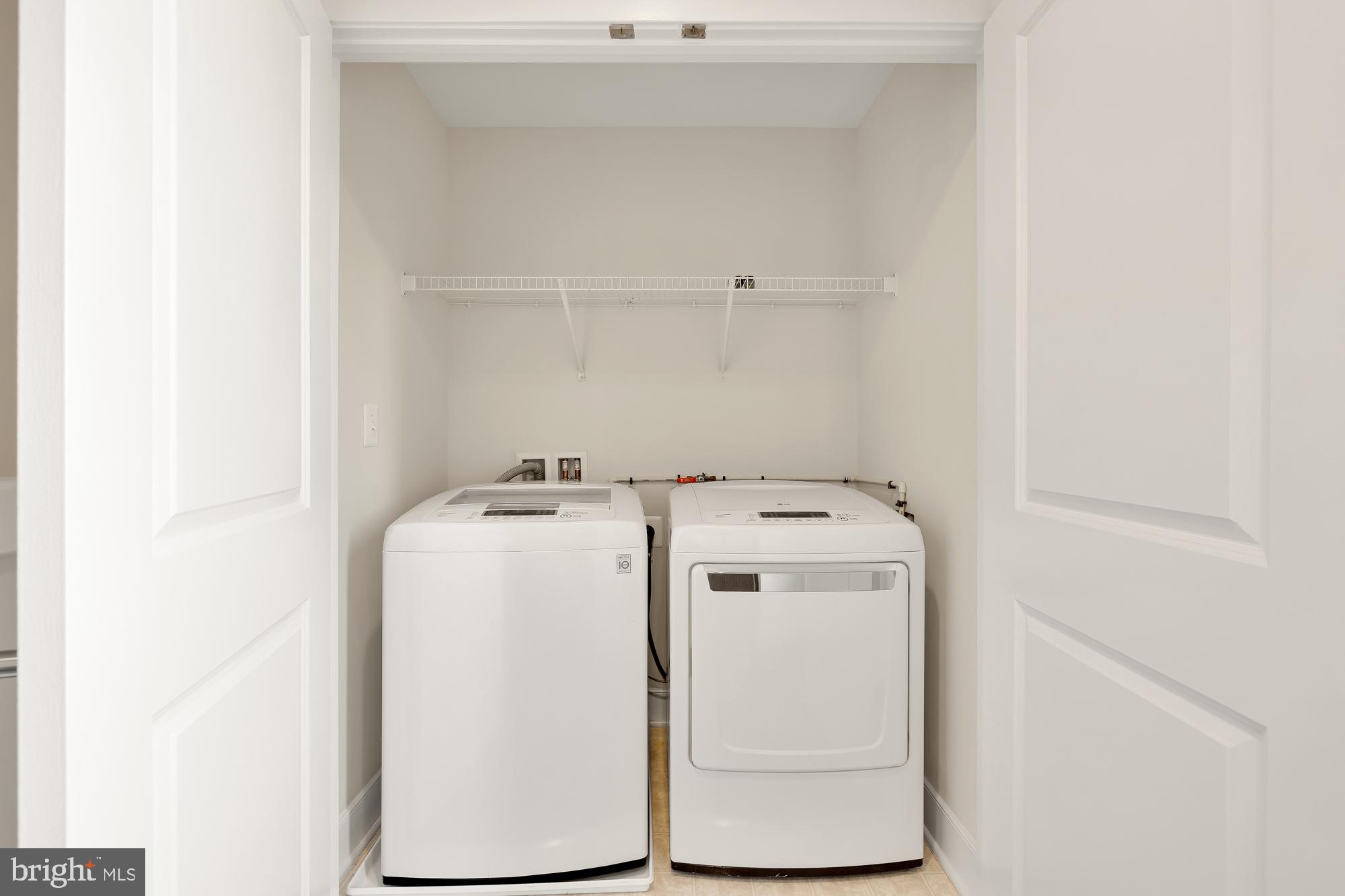 POTOMAC  YARDS - Residential