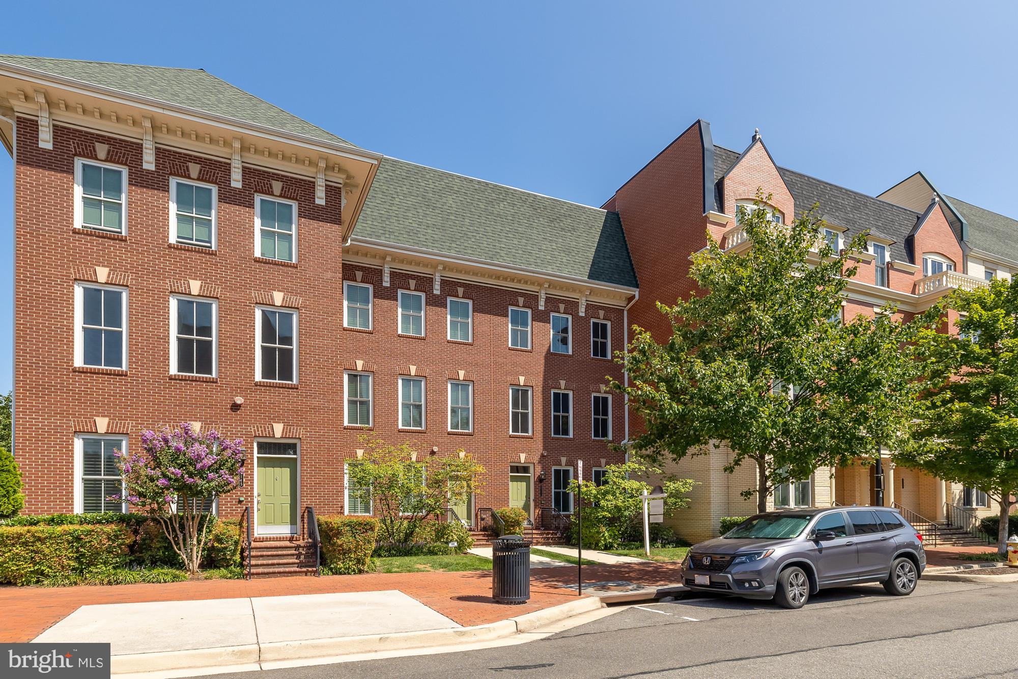 POTOMAC  YARDS - Residential